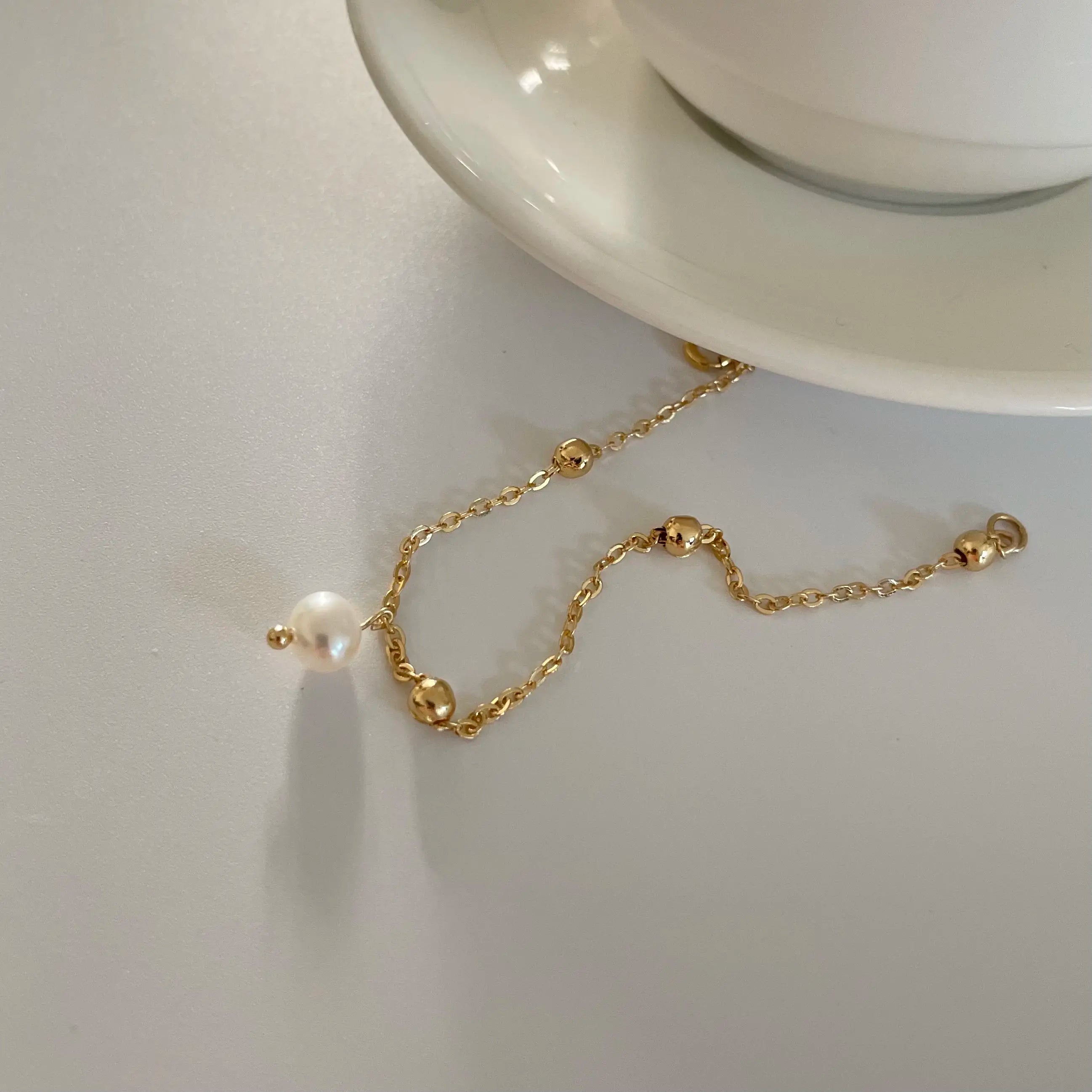14K Gold Single Freshwater Pearl Bracelet