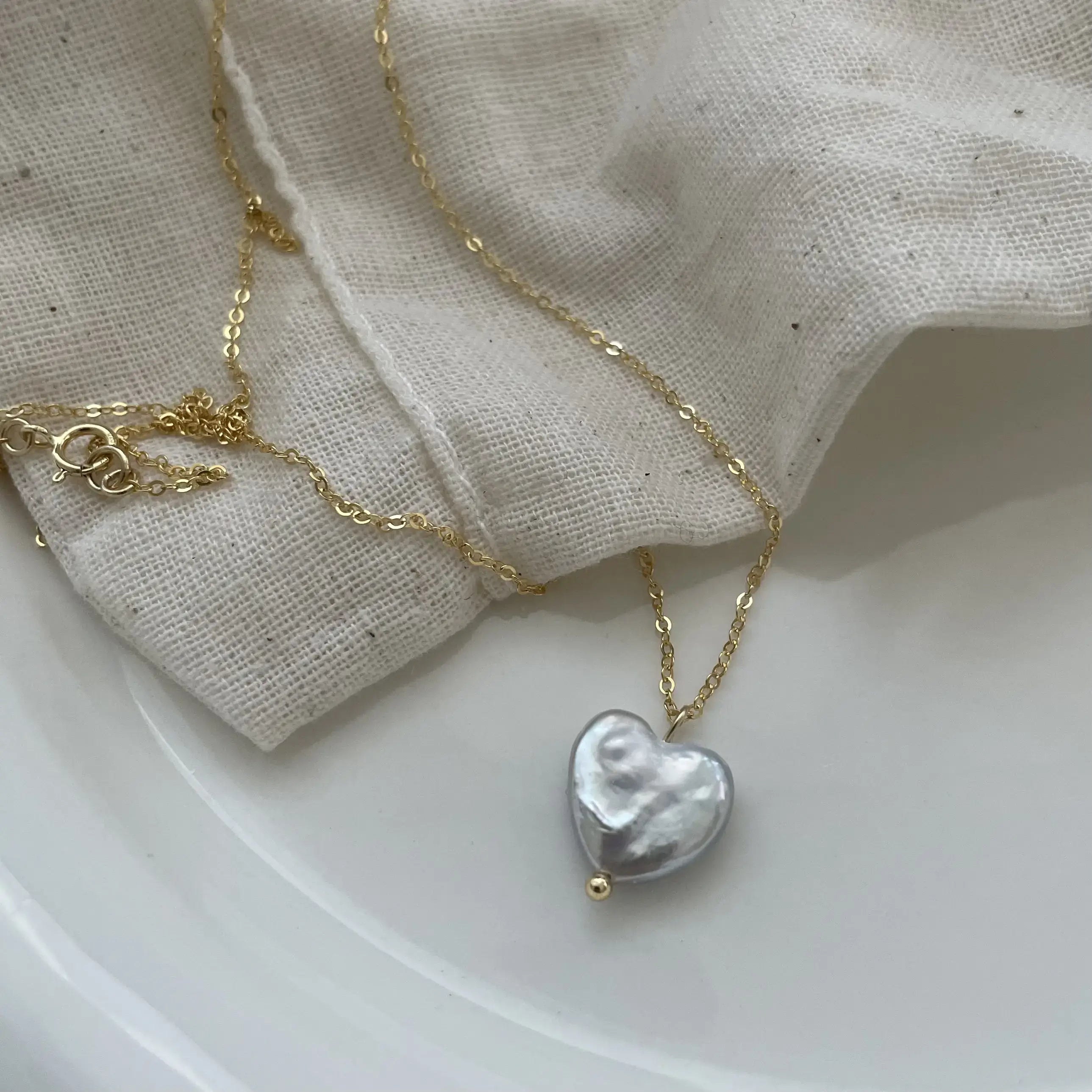 14K Gold Heart-Shaped Baroque Pearl Pendant Necklace