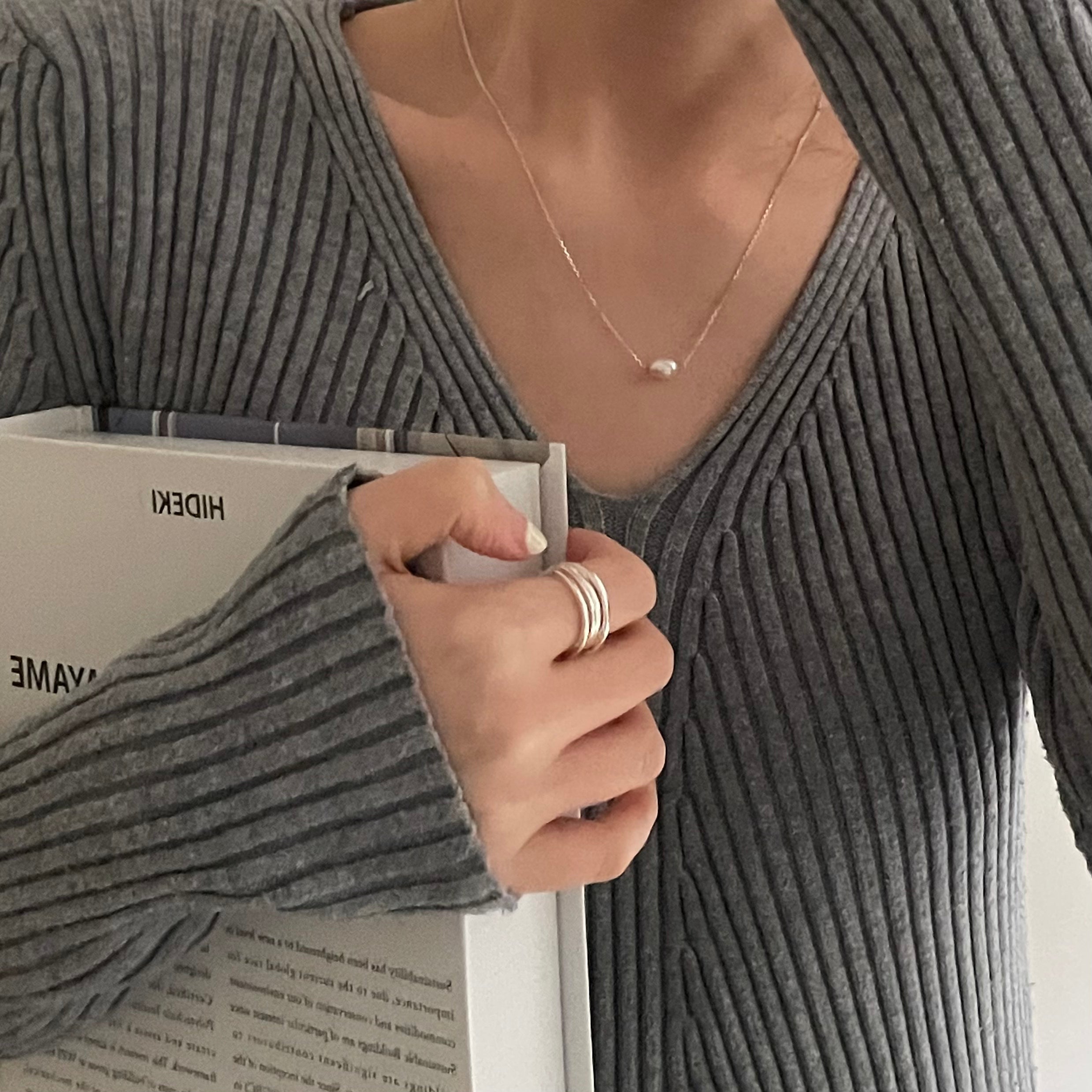 Freshwater Pearl Pendant on Silver Chain