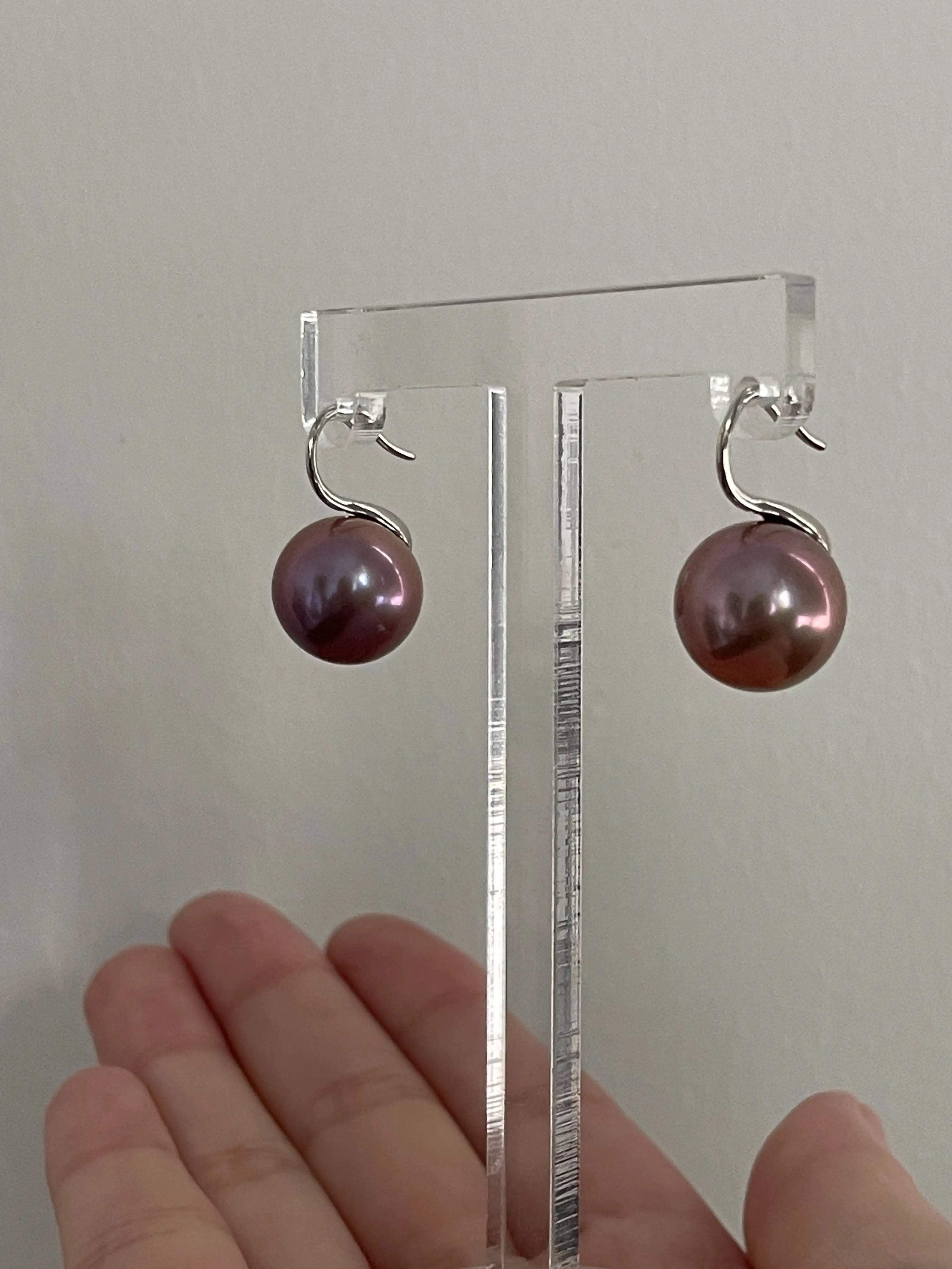 Elegant Purple Edison Pearl Earrings