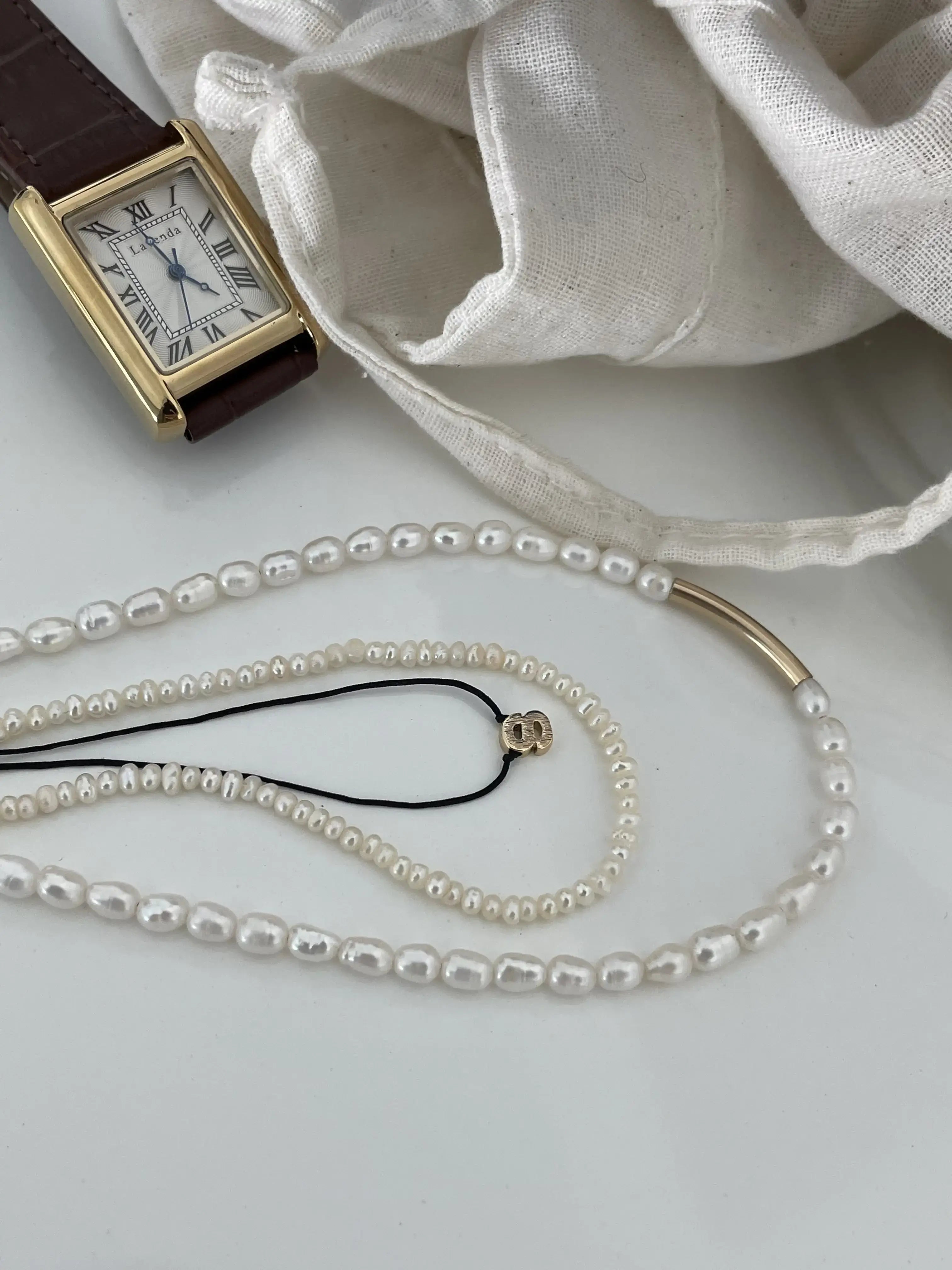 14K Gold Smile-Curve Pearl Necklace