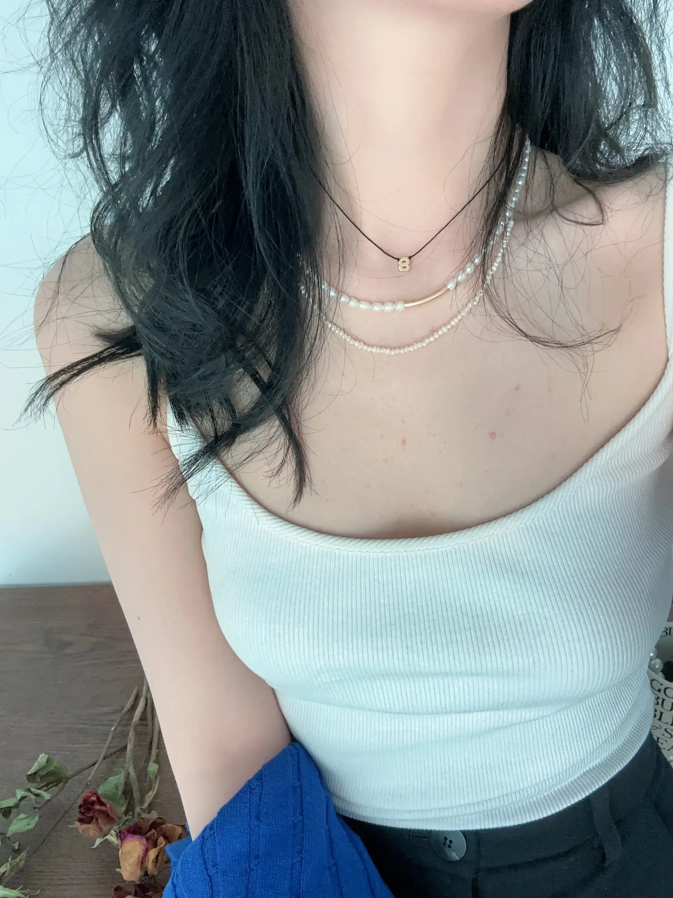 14K Gold Smile-Curve Pearl Necklace