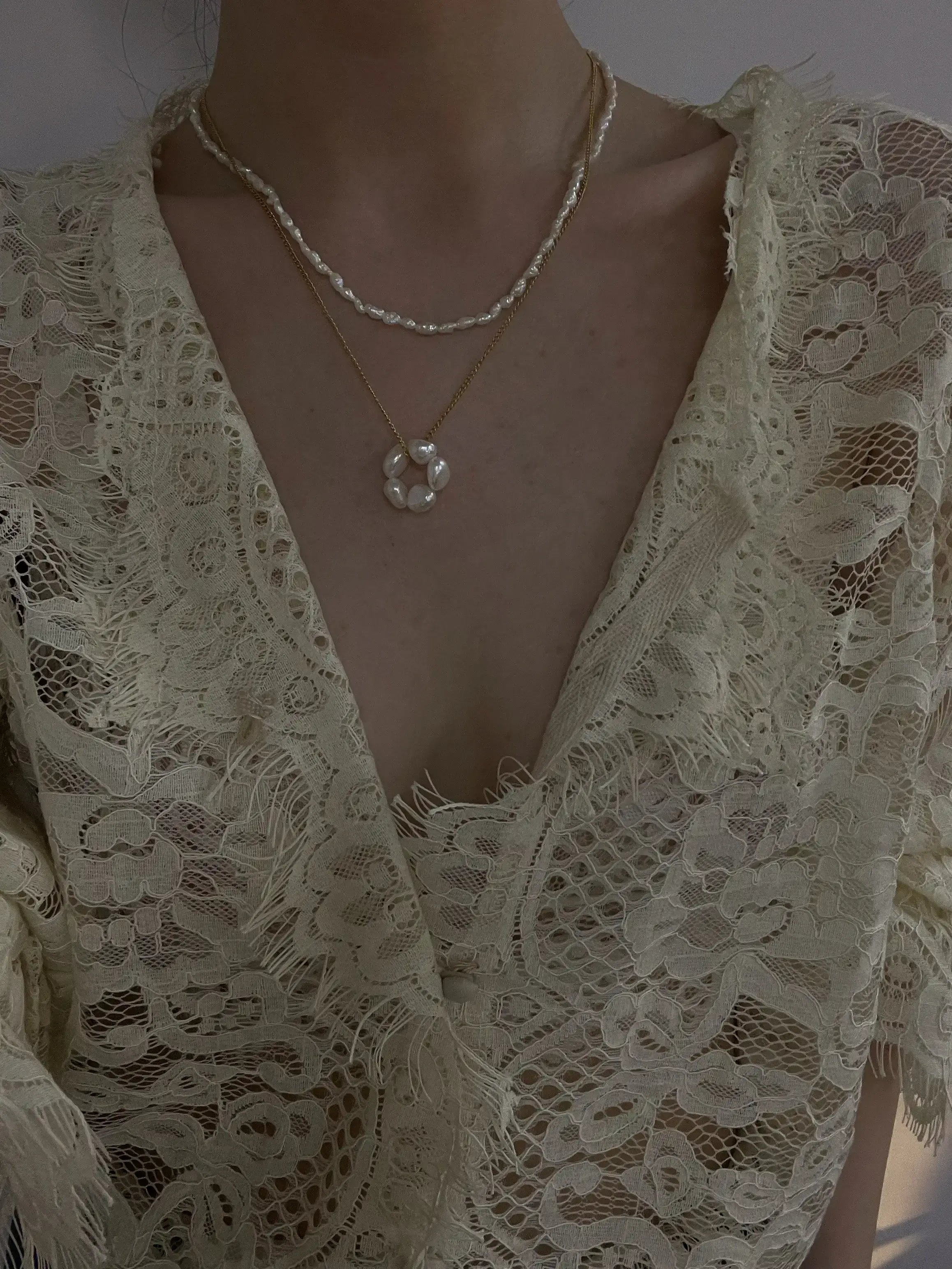 14K Gold Freshwater Pearl Flower Pendant Necklace