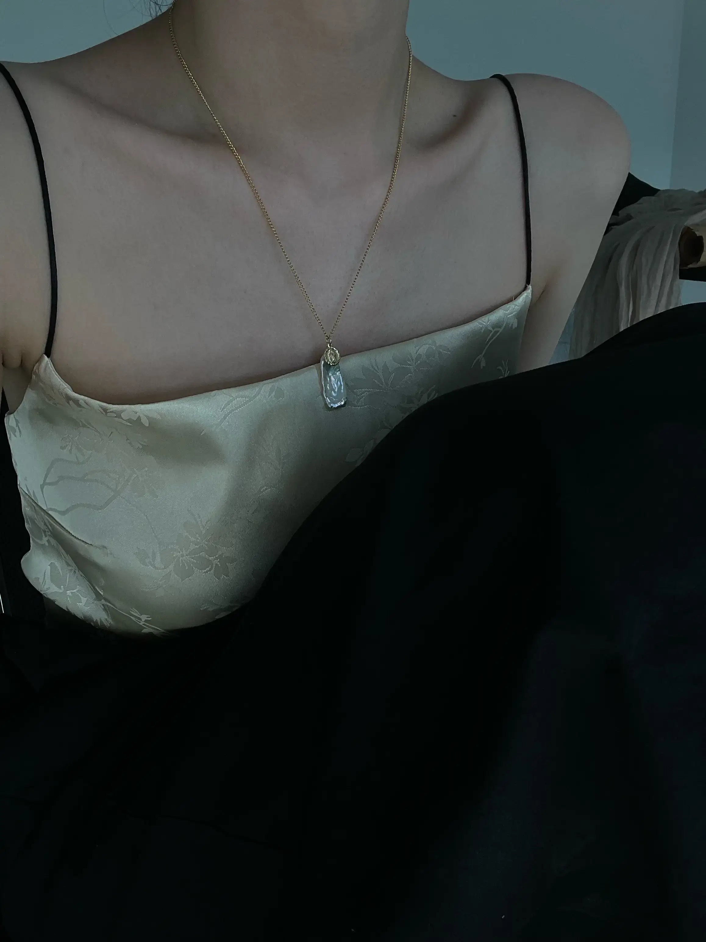 14K Gold Single Petal Pearl Pendant Necklace