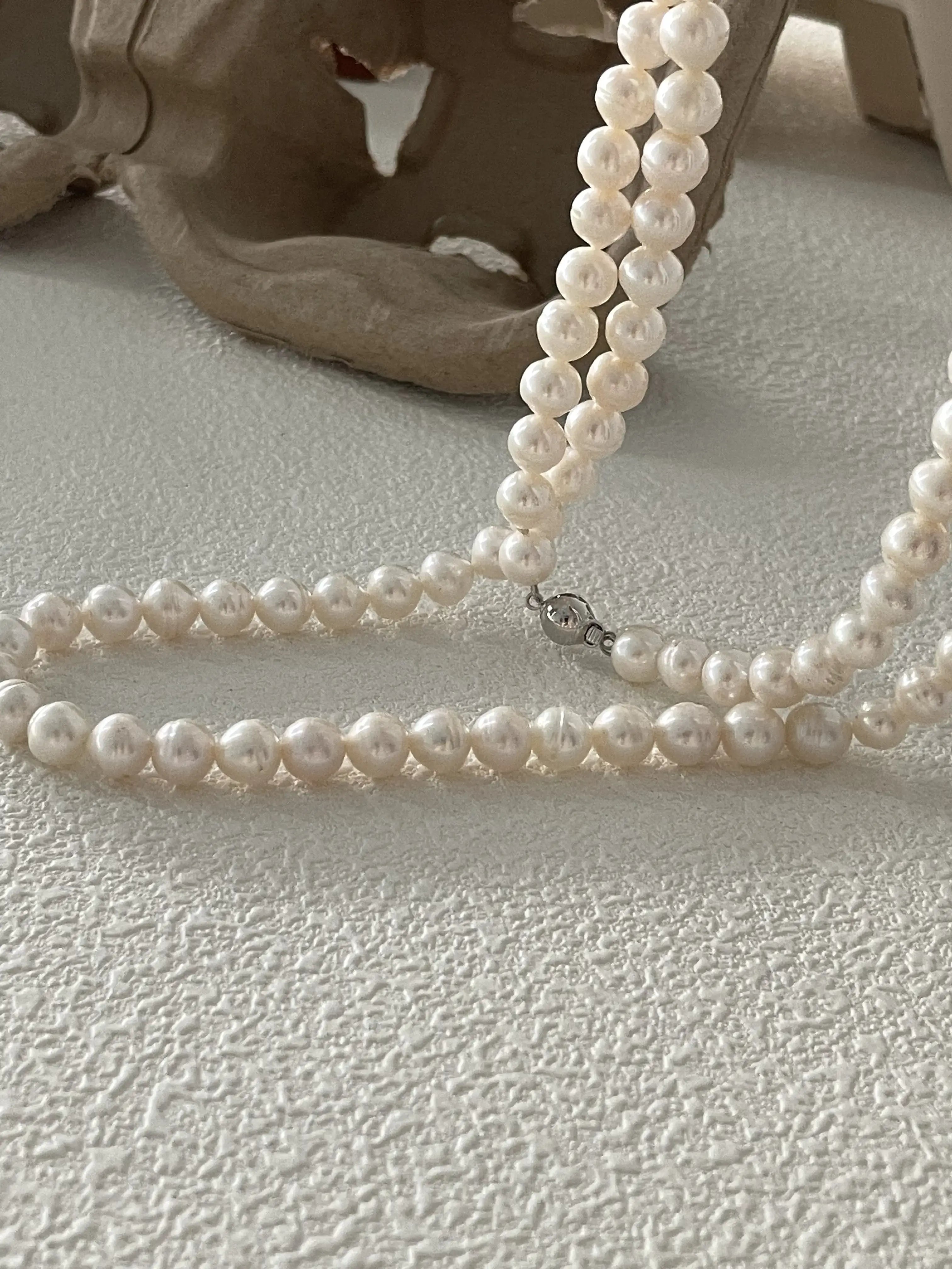 Wrap-Around Circled Pearl Necklace