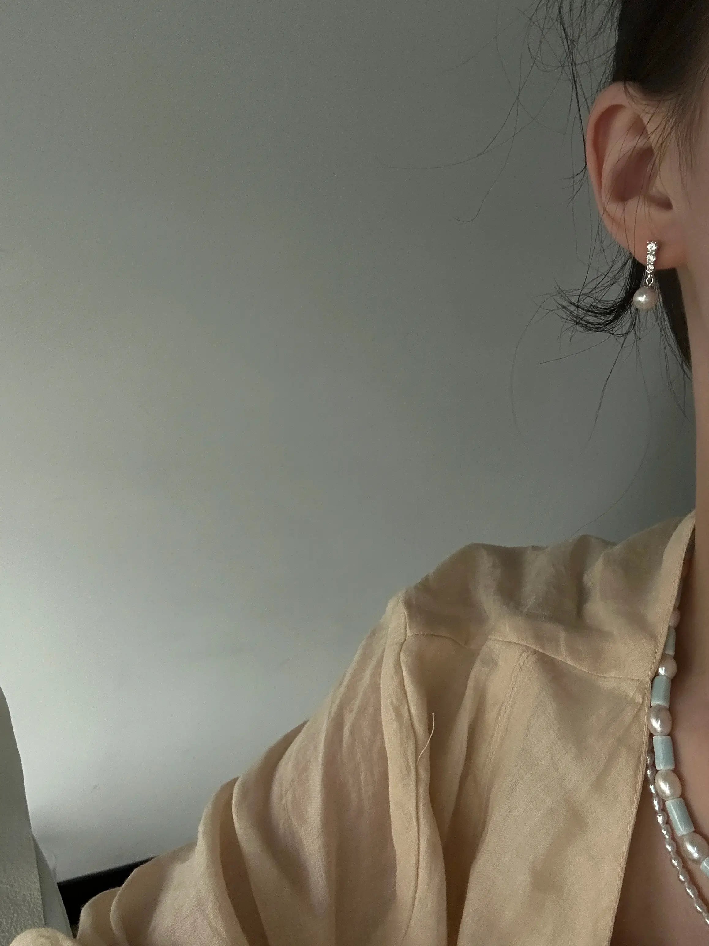 Noble Charm Studs – Pearl and Zircon Earrings