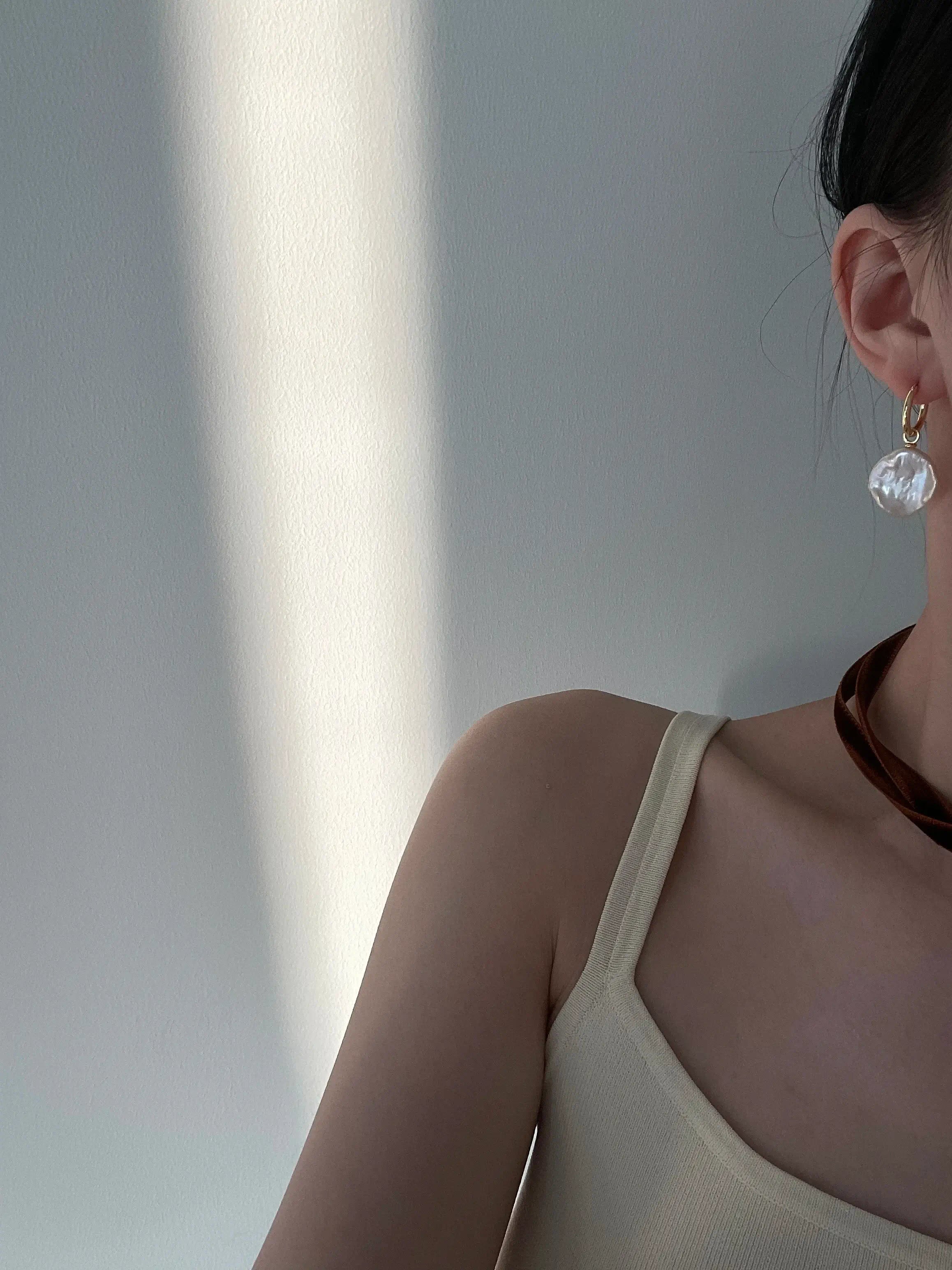 Flora’s Grace Earrings – 18K Gold Petal Baroque Pearls