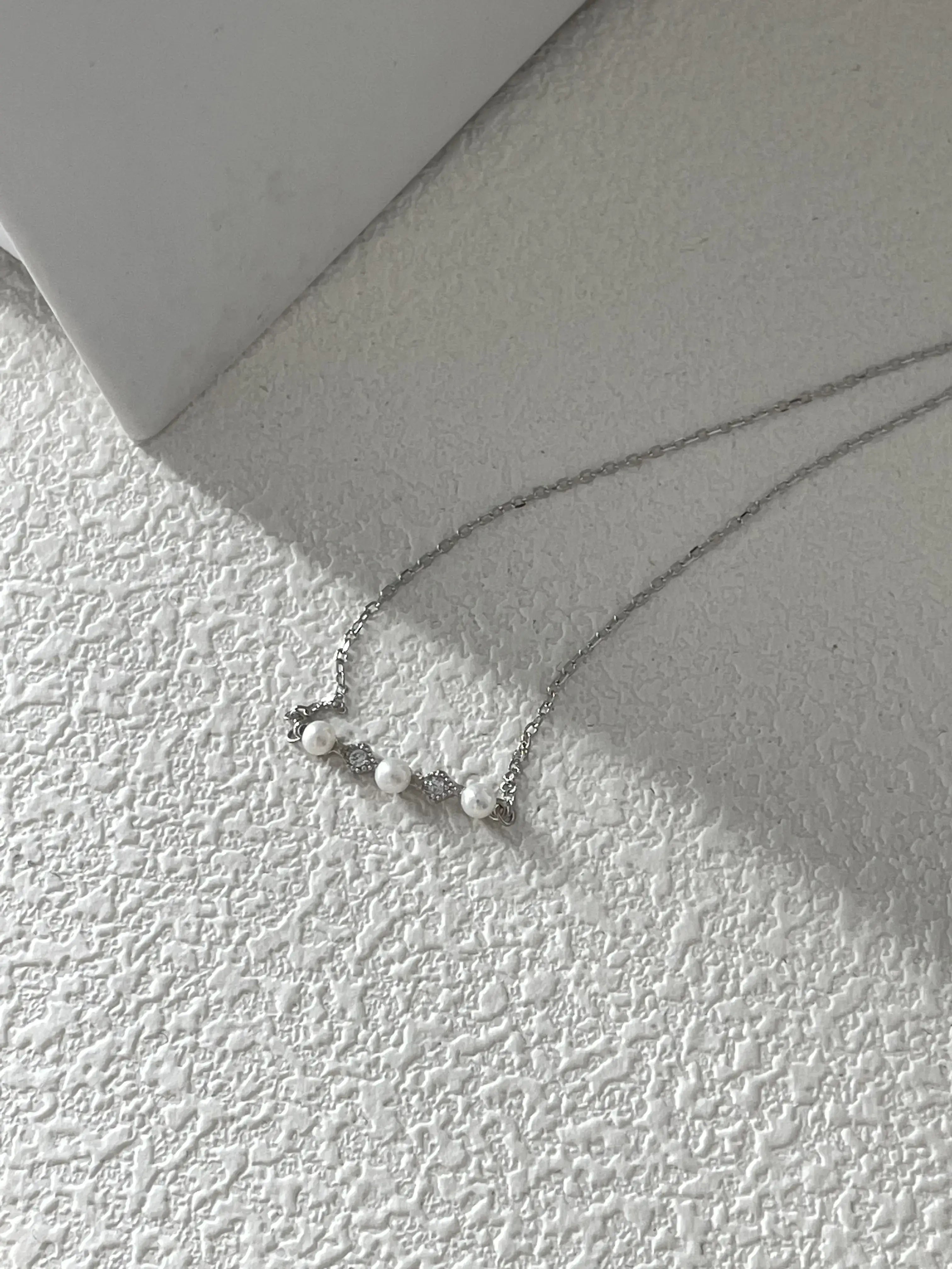 18K Gold Mini Pearl Necklace