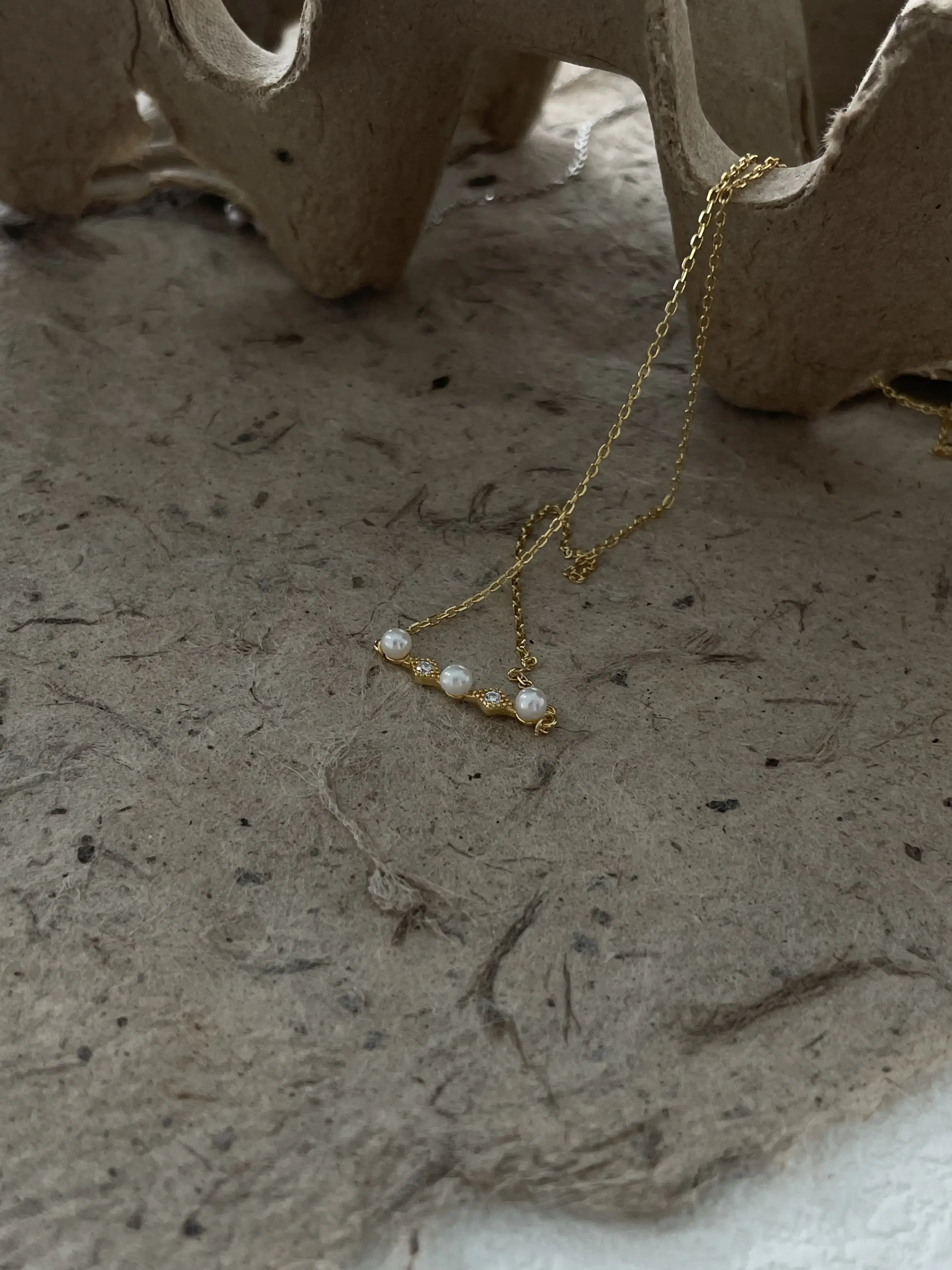 18K Gold Mini Pearl Necklace