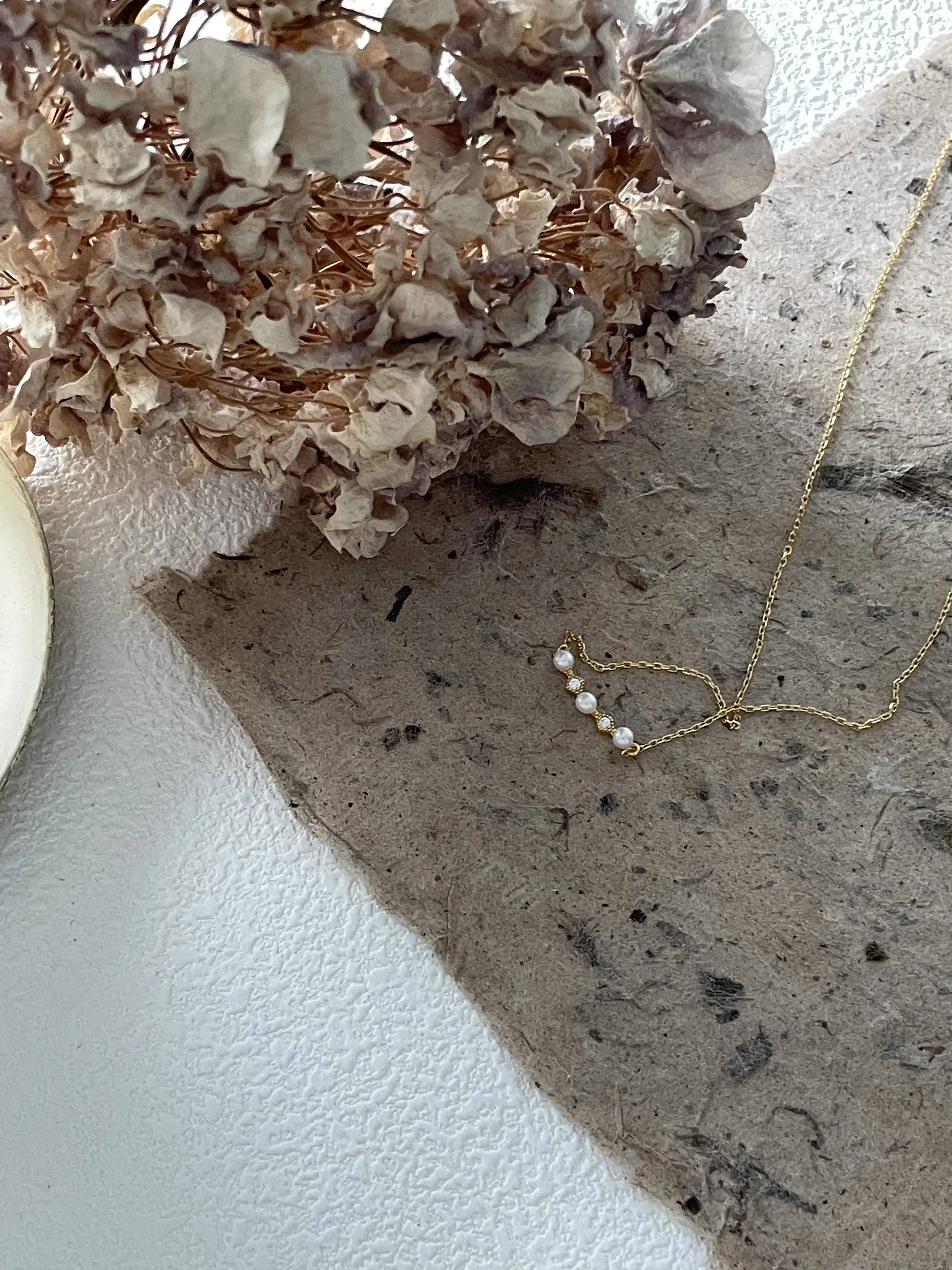 18K Gold Mini Pearl Necklace