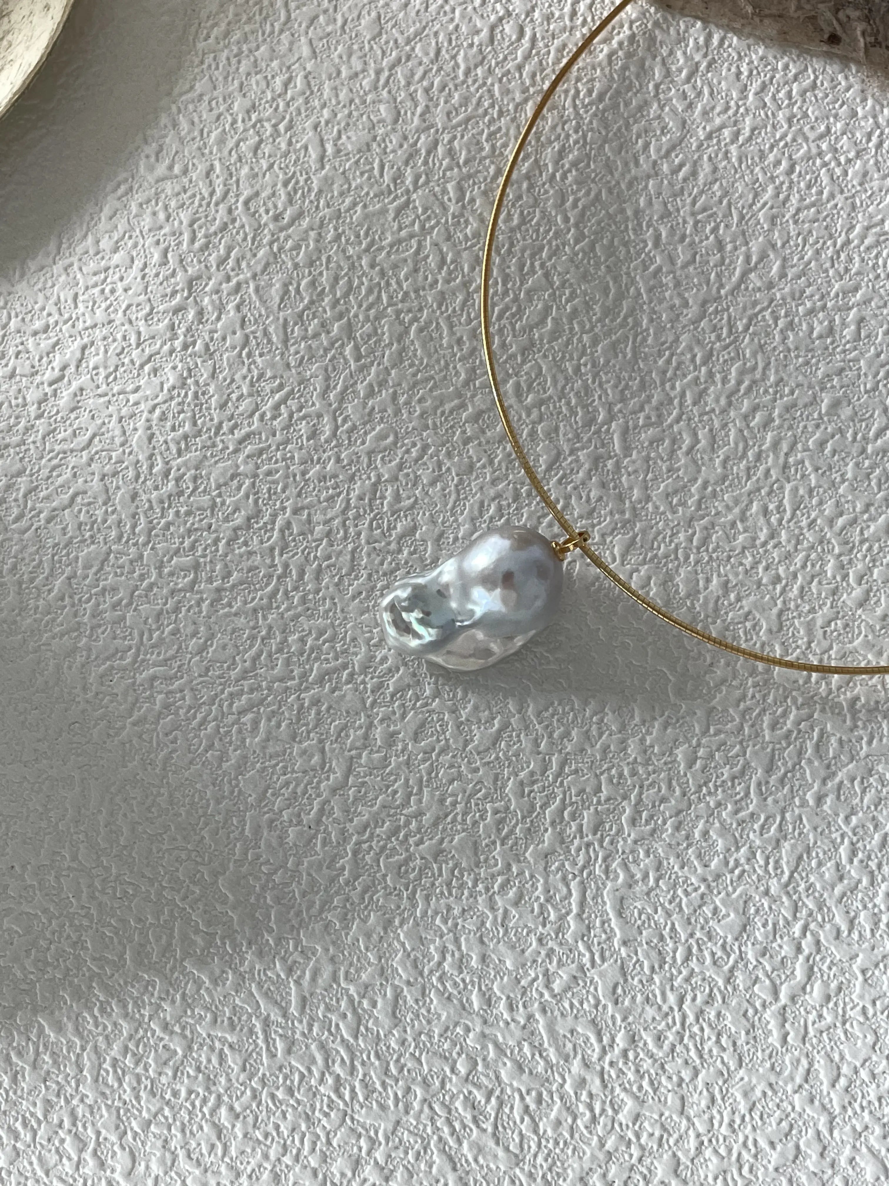 18K Gold Baroque Pendant Choker