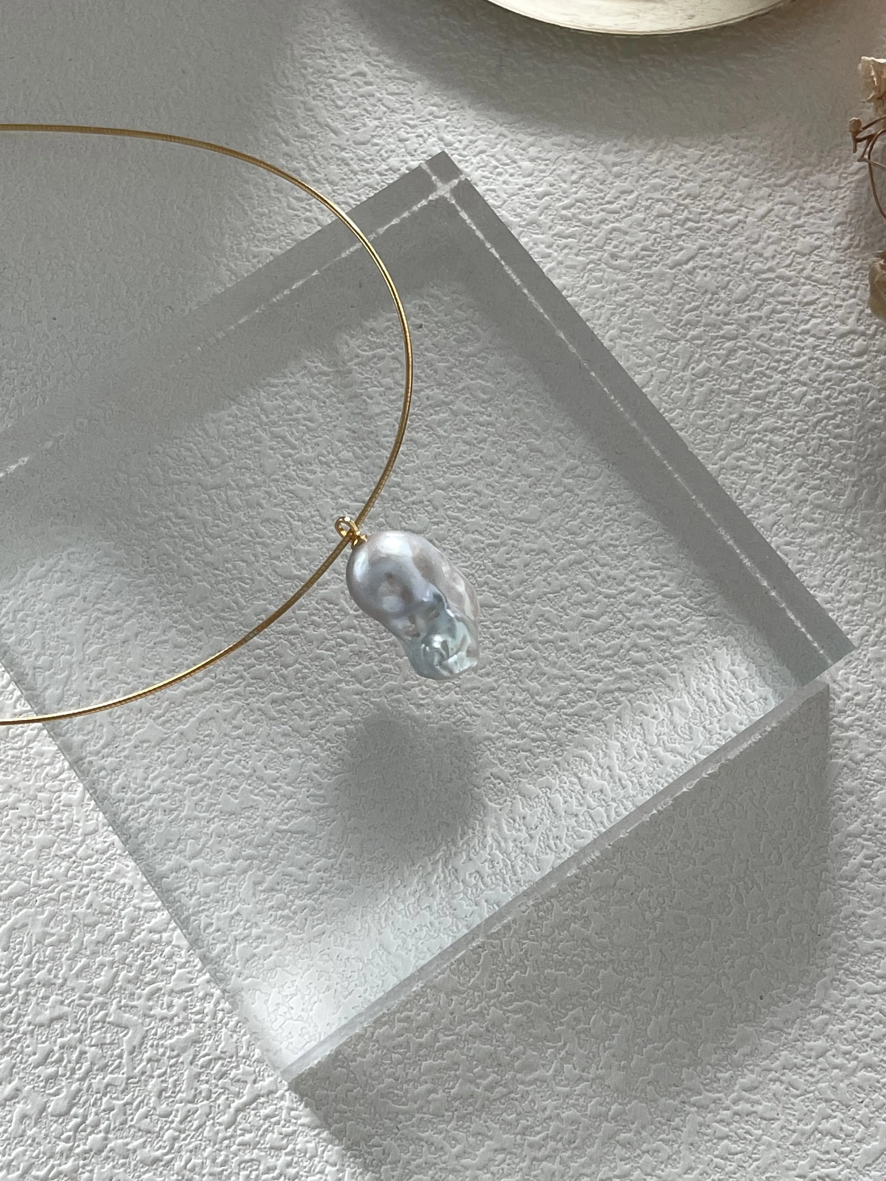 18K Gold Baroque Pendant Choker