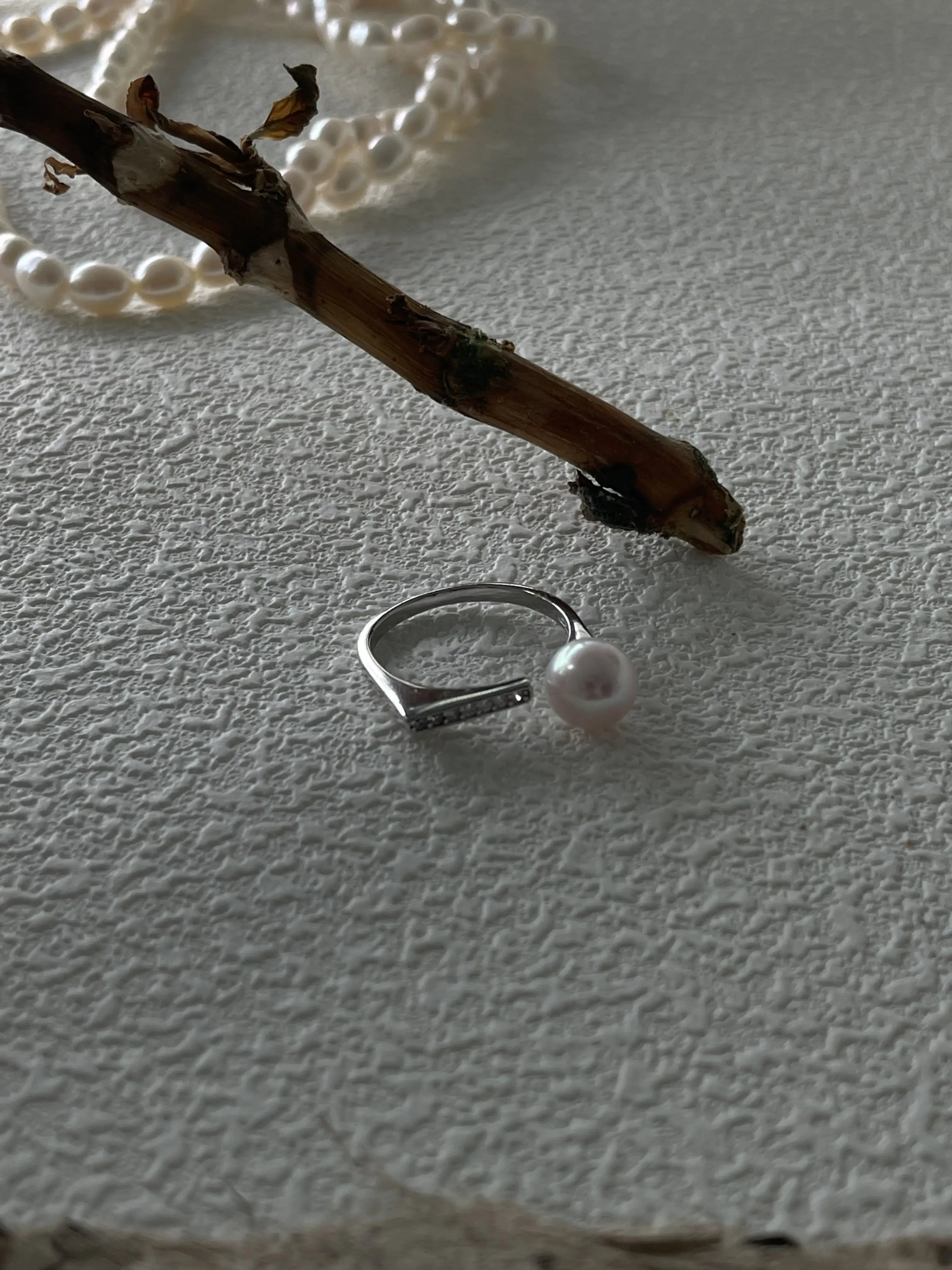 Geometric Square Sterling Silver Freshwater Pearl Ring