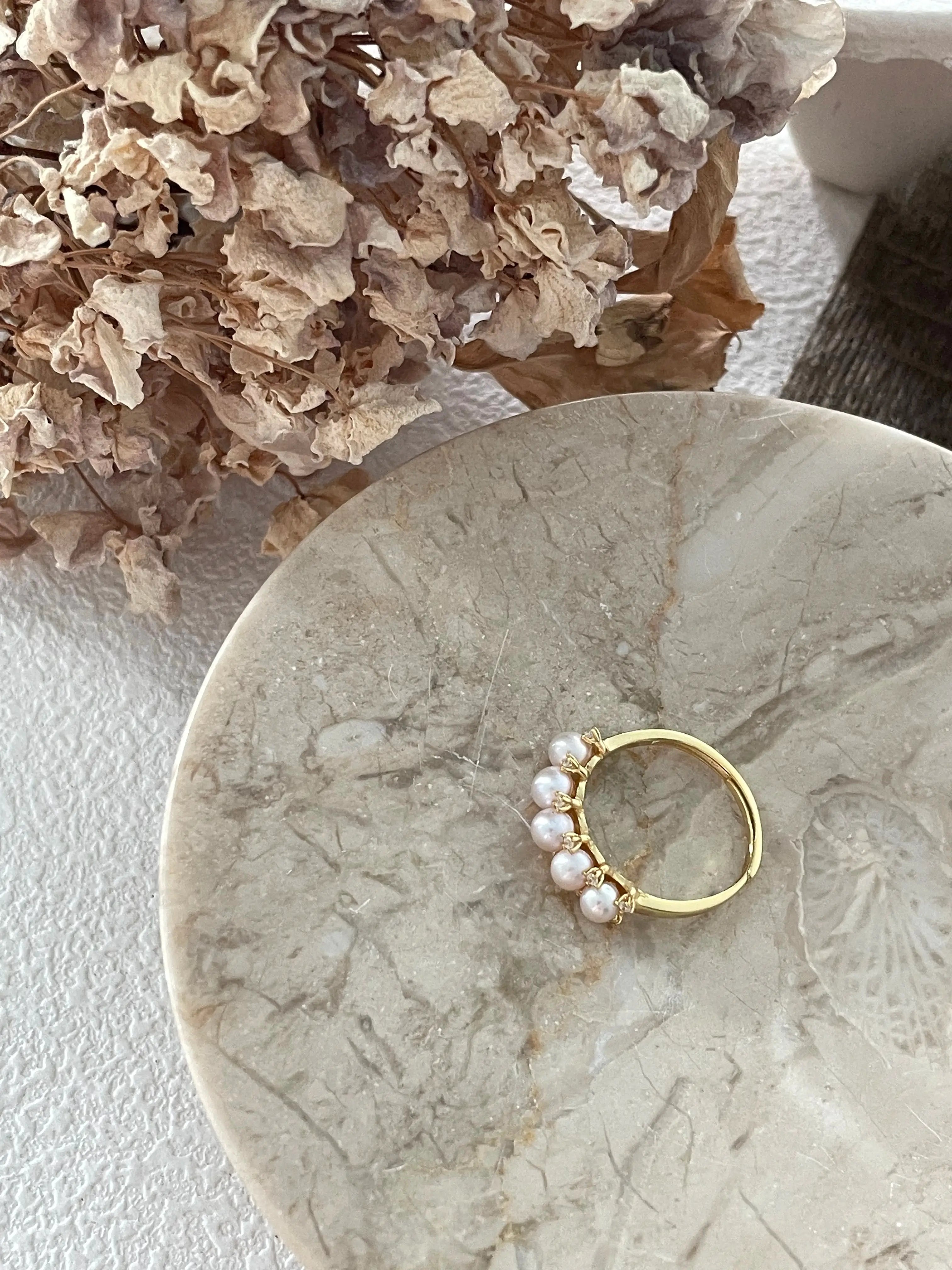 18K Gold Multi-Pearl Freshwater Ring