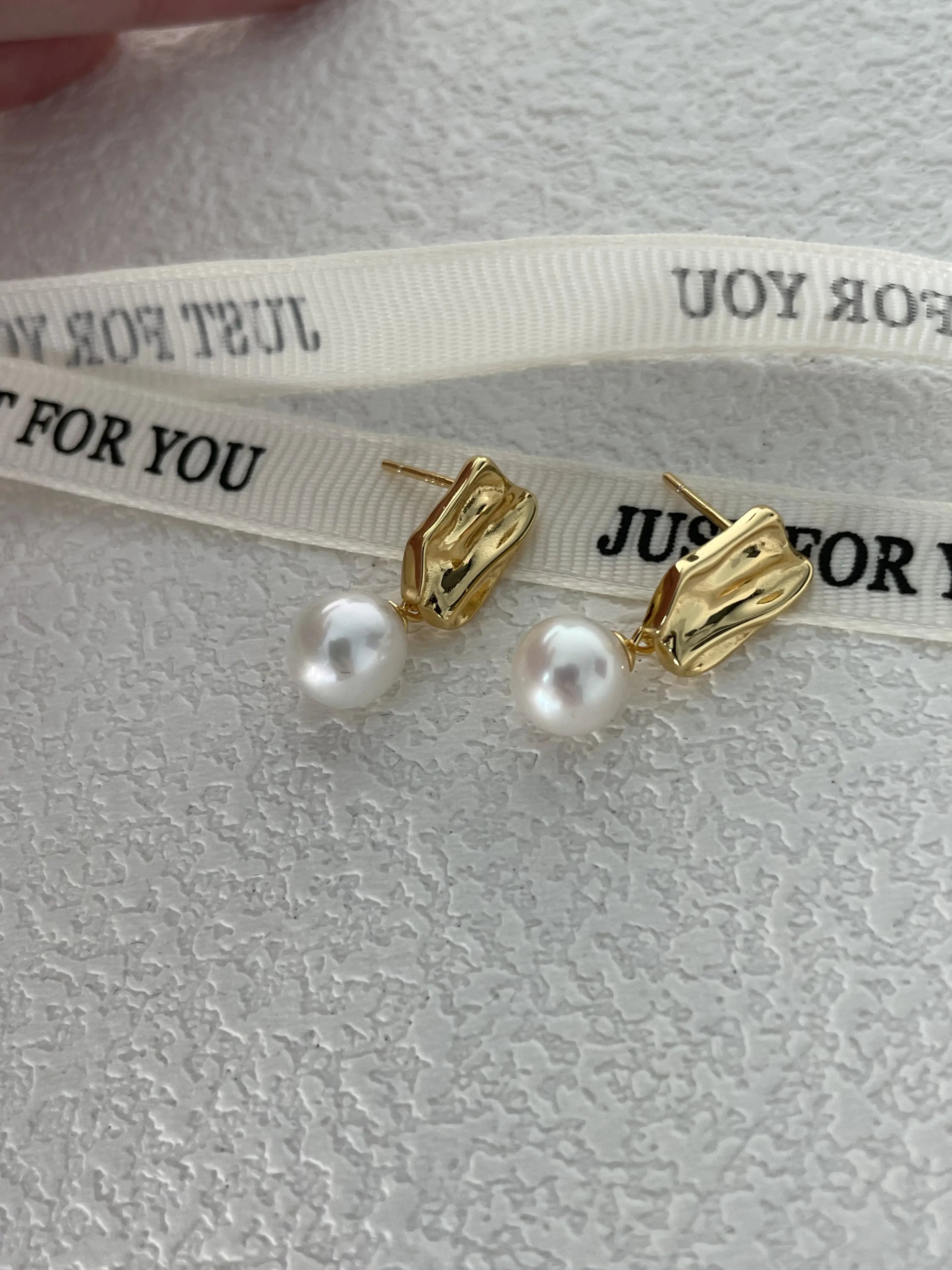 18K Gold Freshwater Pearl Drop Earrings