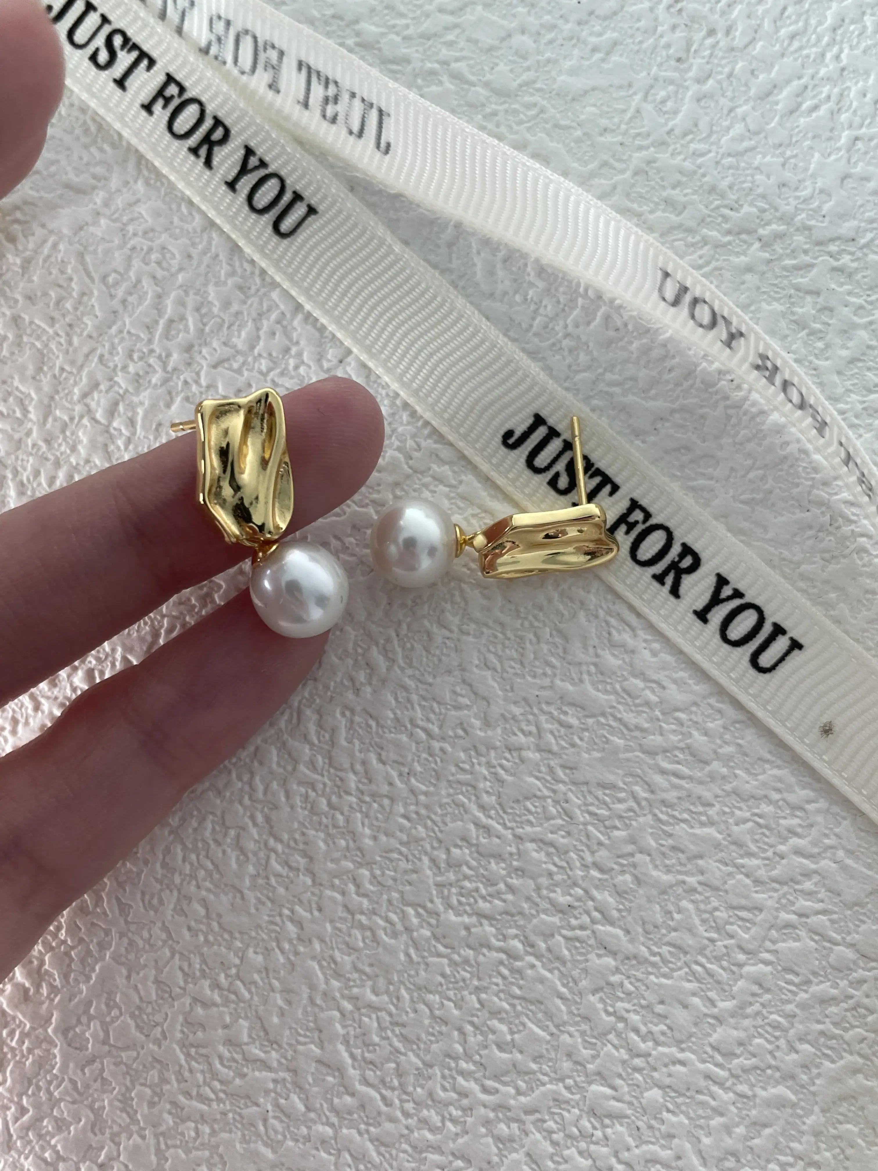 18K Gold Freshwater Pearl Drop Earrings