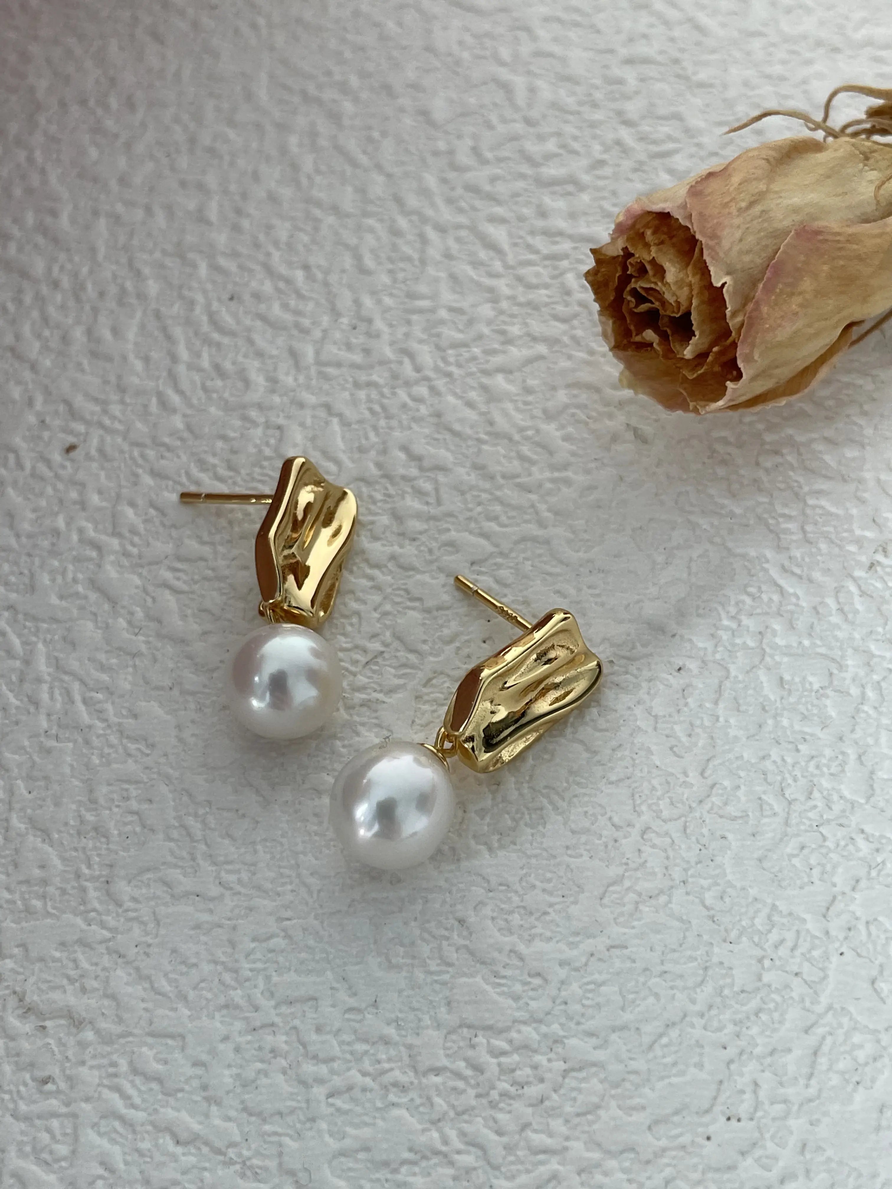 18K Gold Freshwater Pearl Drop Earrings