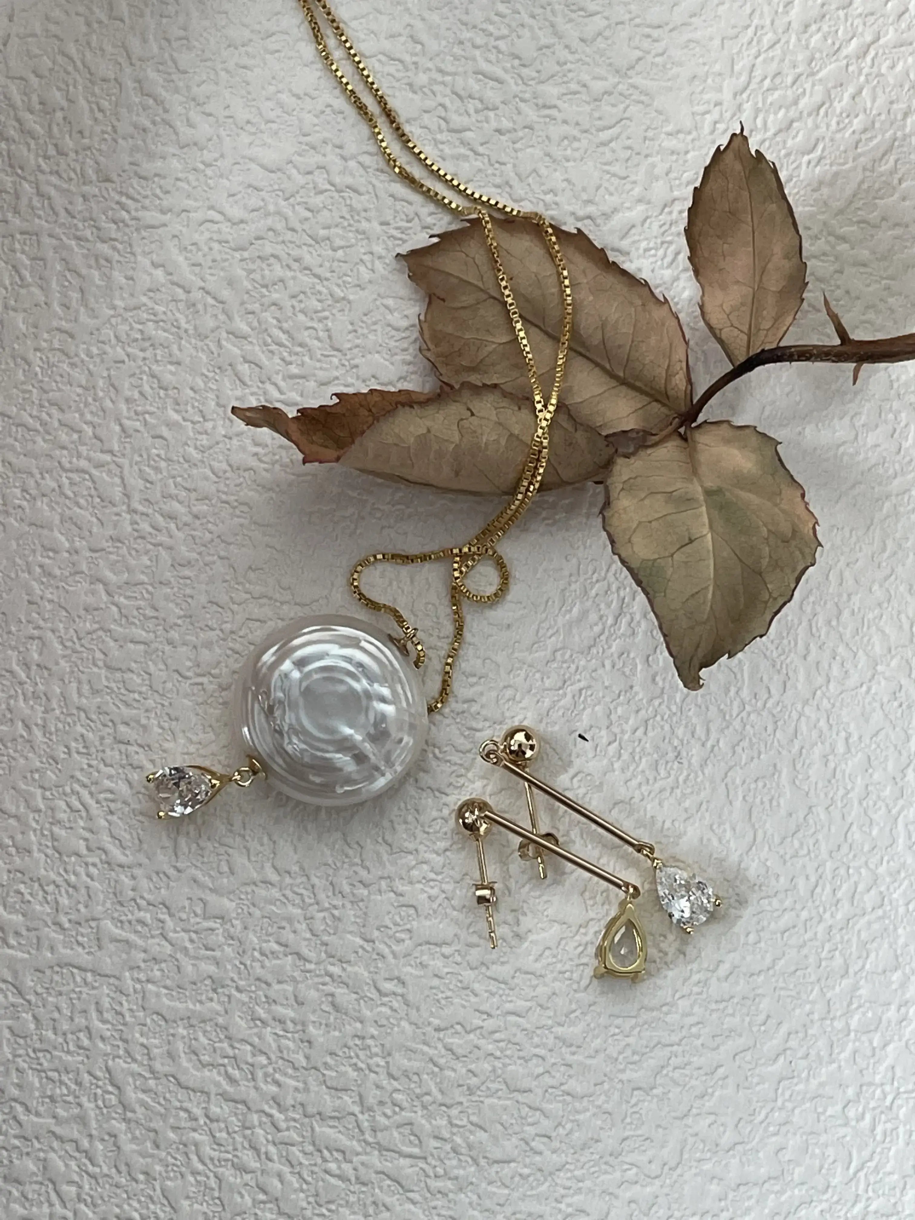 Selene’s Disc Earrings – 14K Gold Double Baroque Pearls