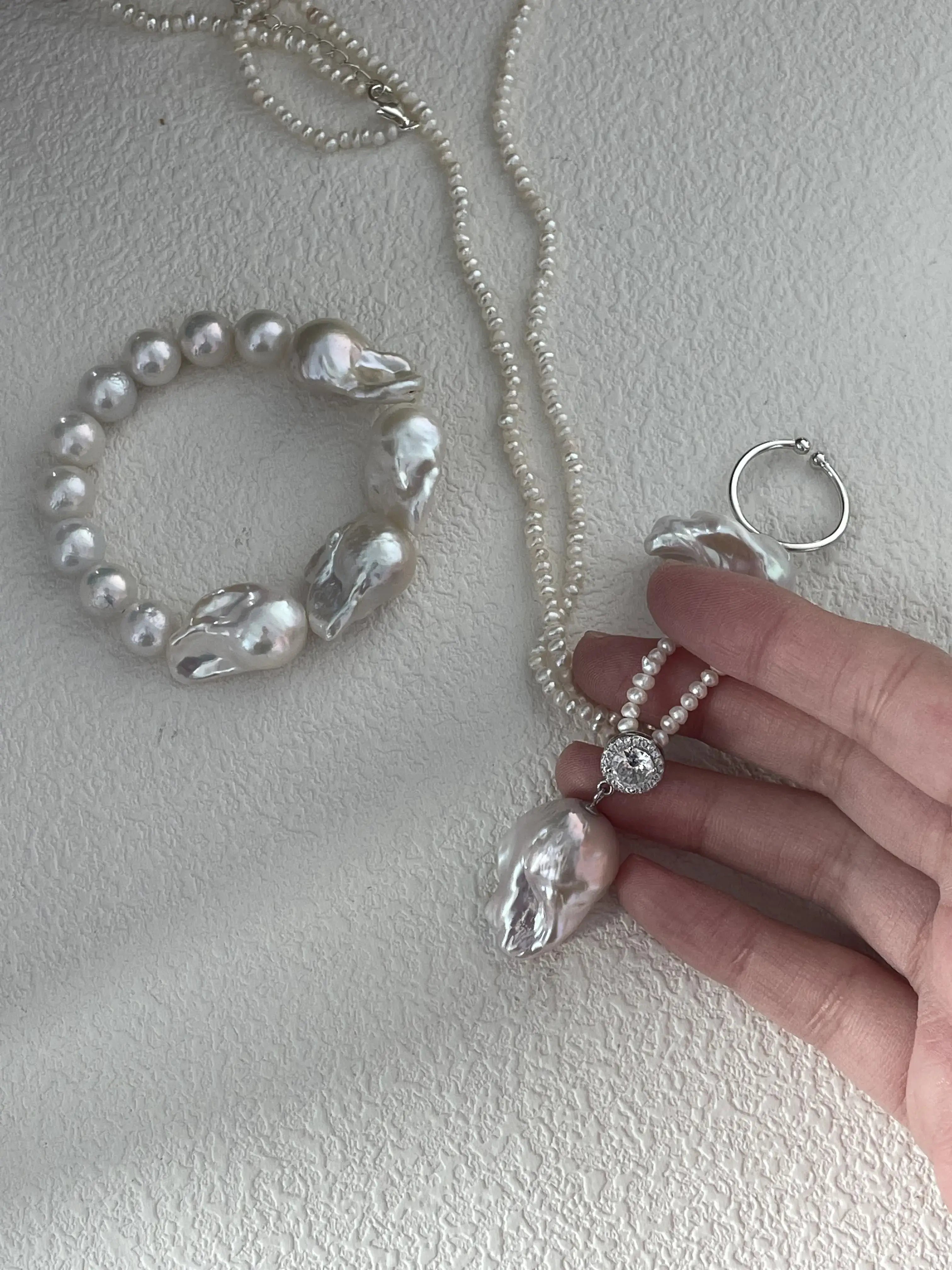 Vintage Baroque Pearl Pendant Necklace