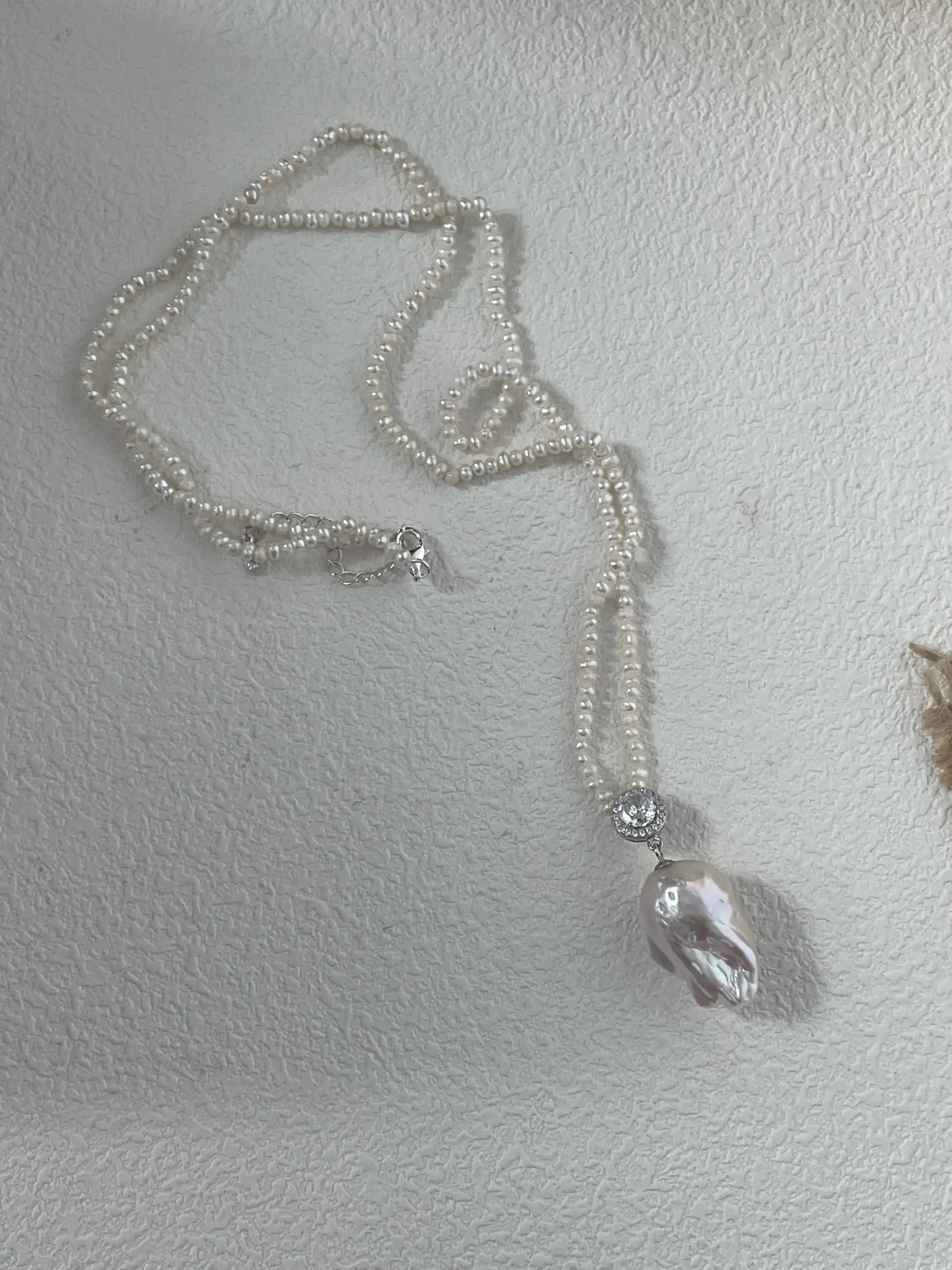 Vintage Baroque Pearl Pendant Necklace