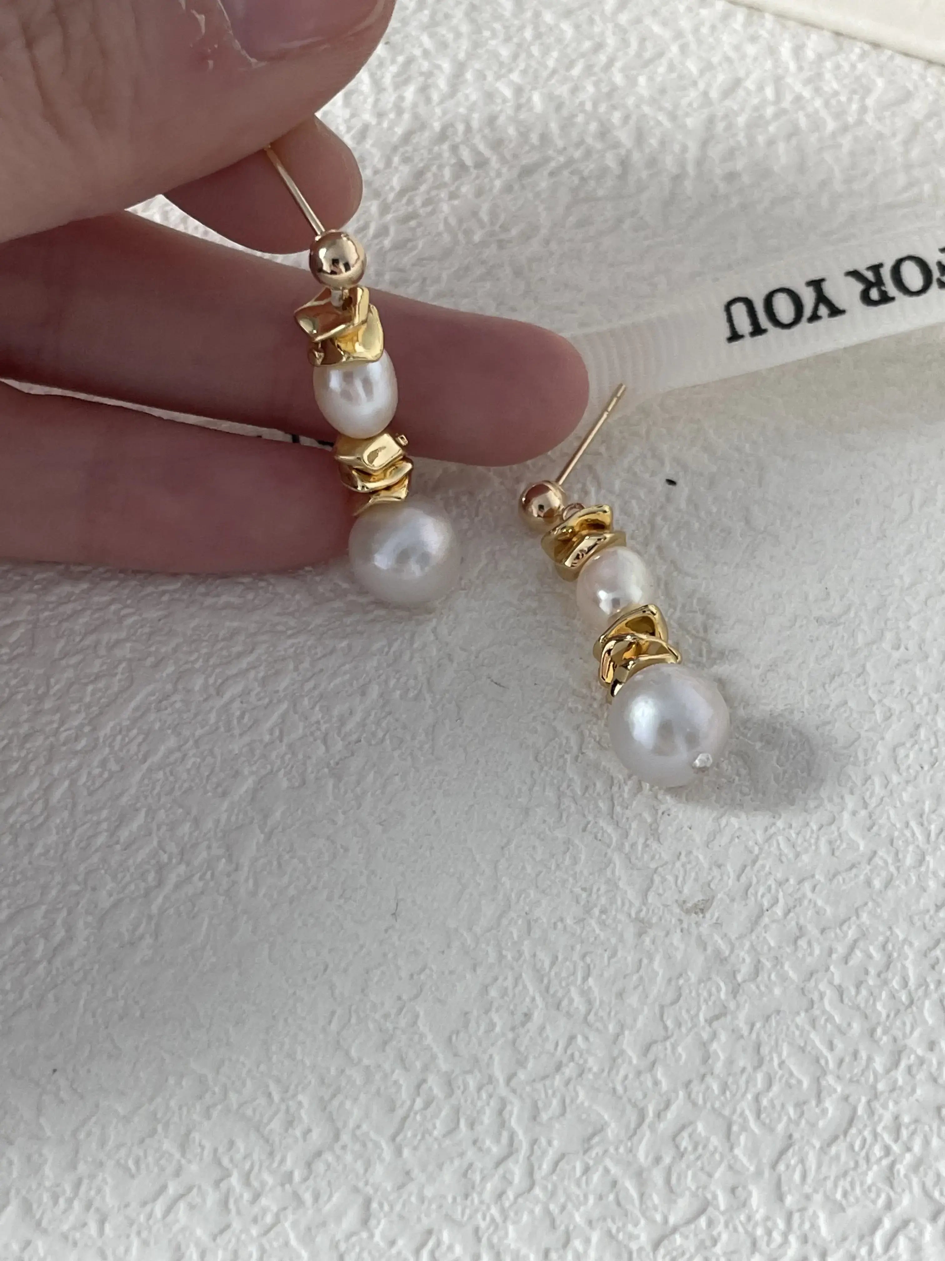 Fusion Grace Earrings – 14K Gold Baroque Pearls