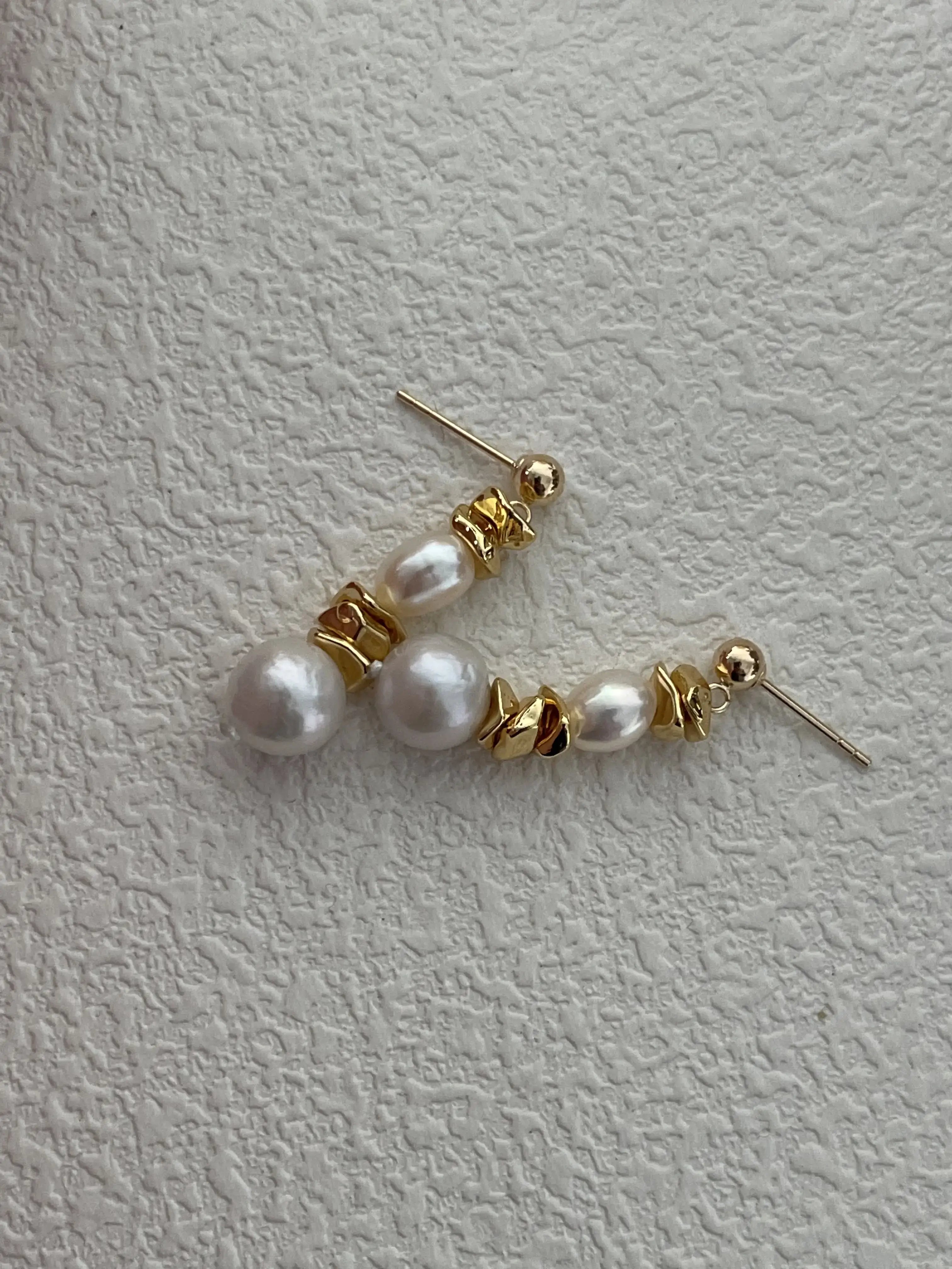 Fusion Grace Earrings – 14K Gold Baroque Pearls