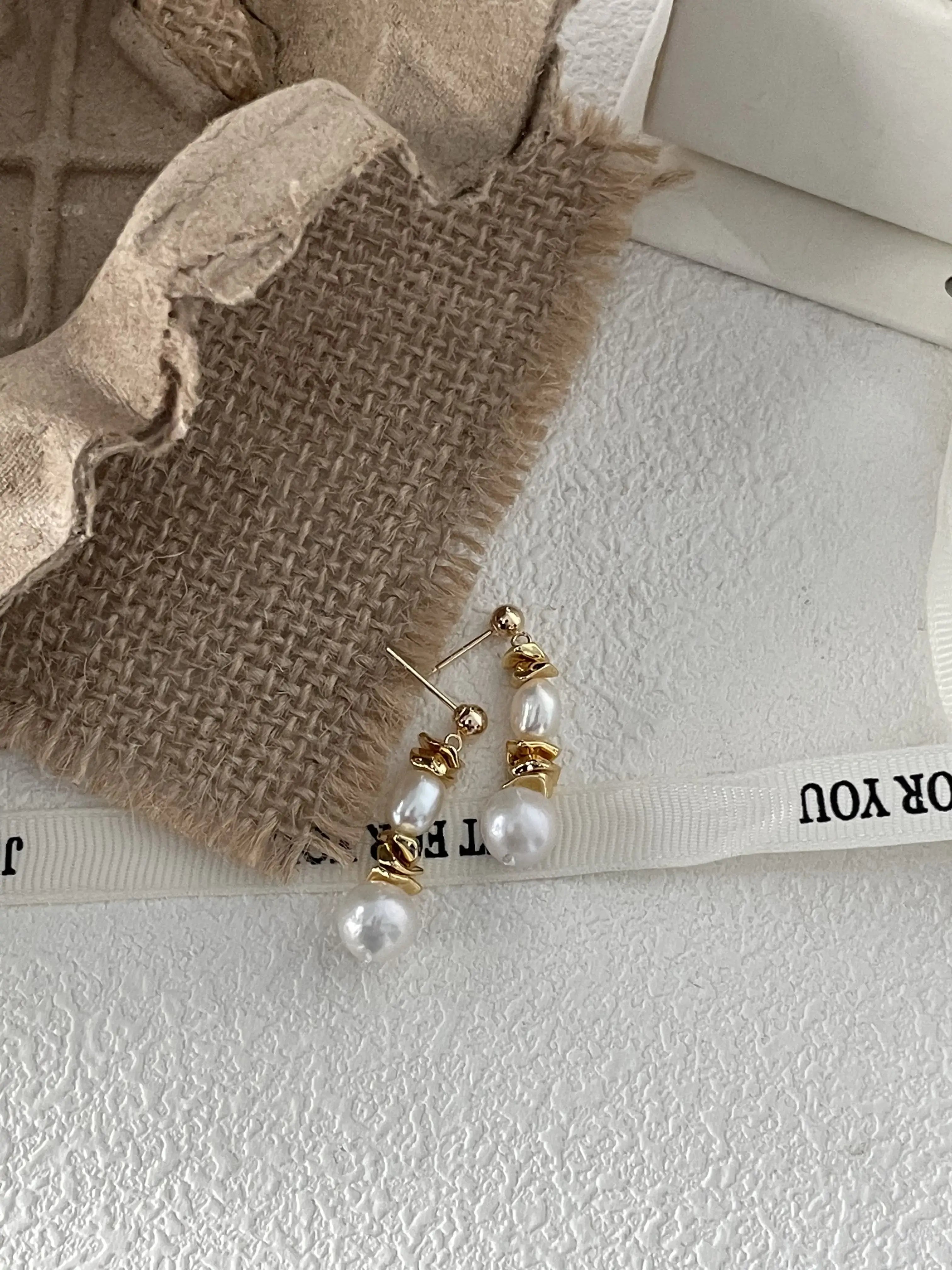 Fusion Grace Earrings – 14K Gold Baroque Pearls