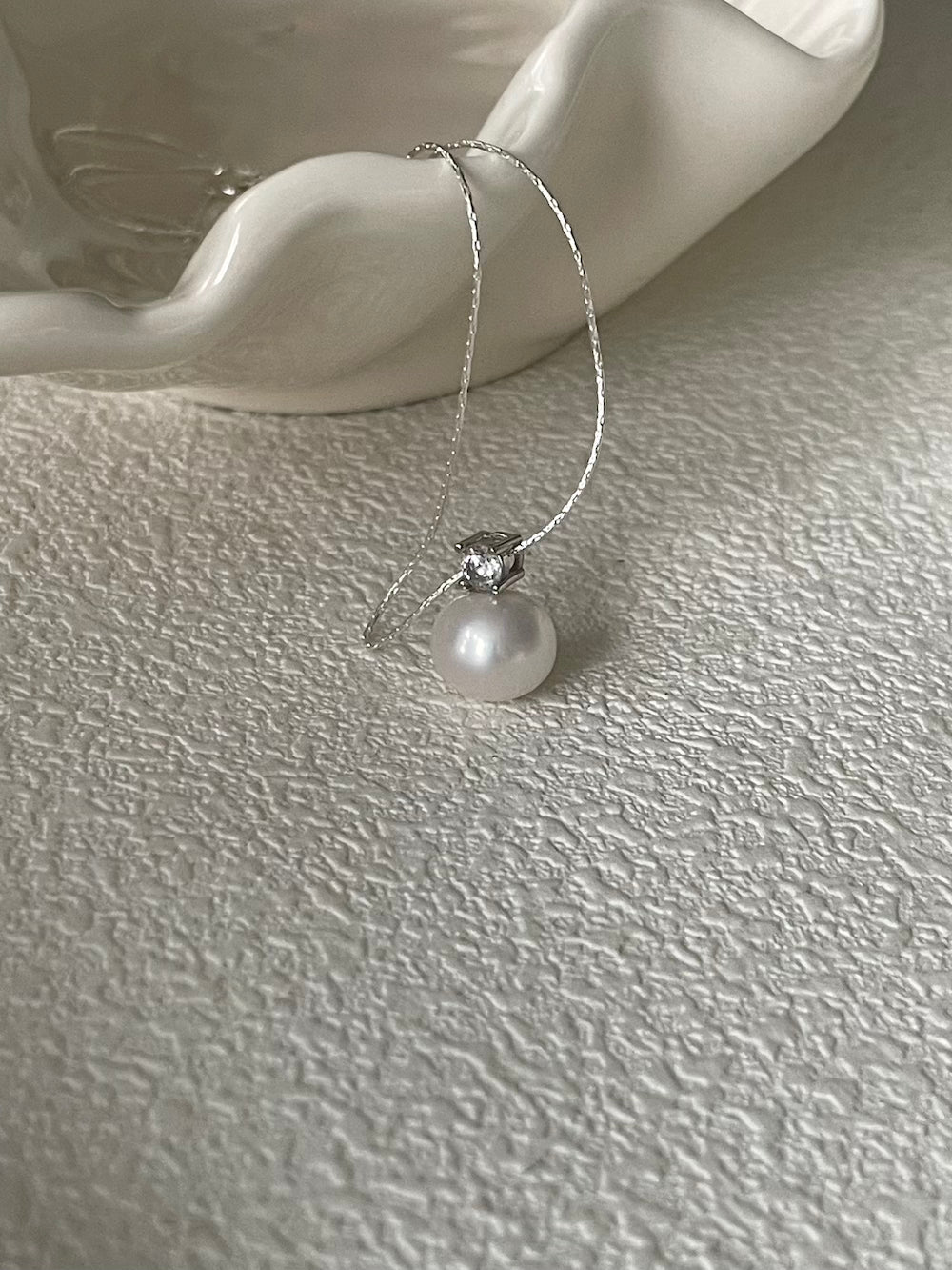 10-11mm Freshwater Pearl Necklace with Zircon Accent