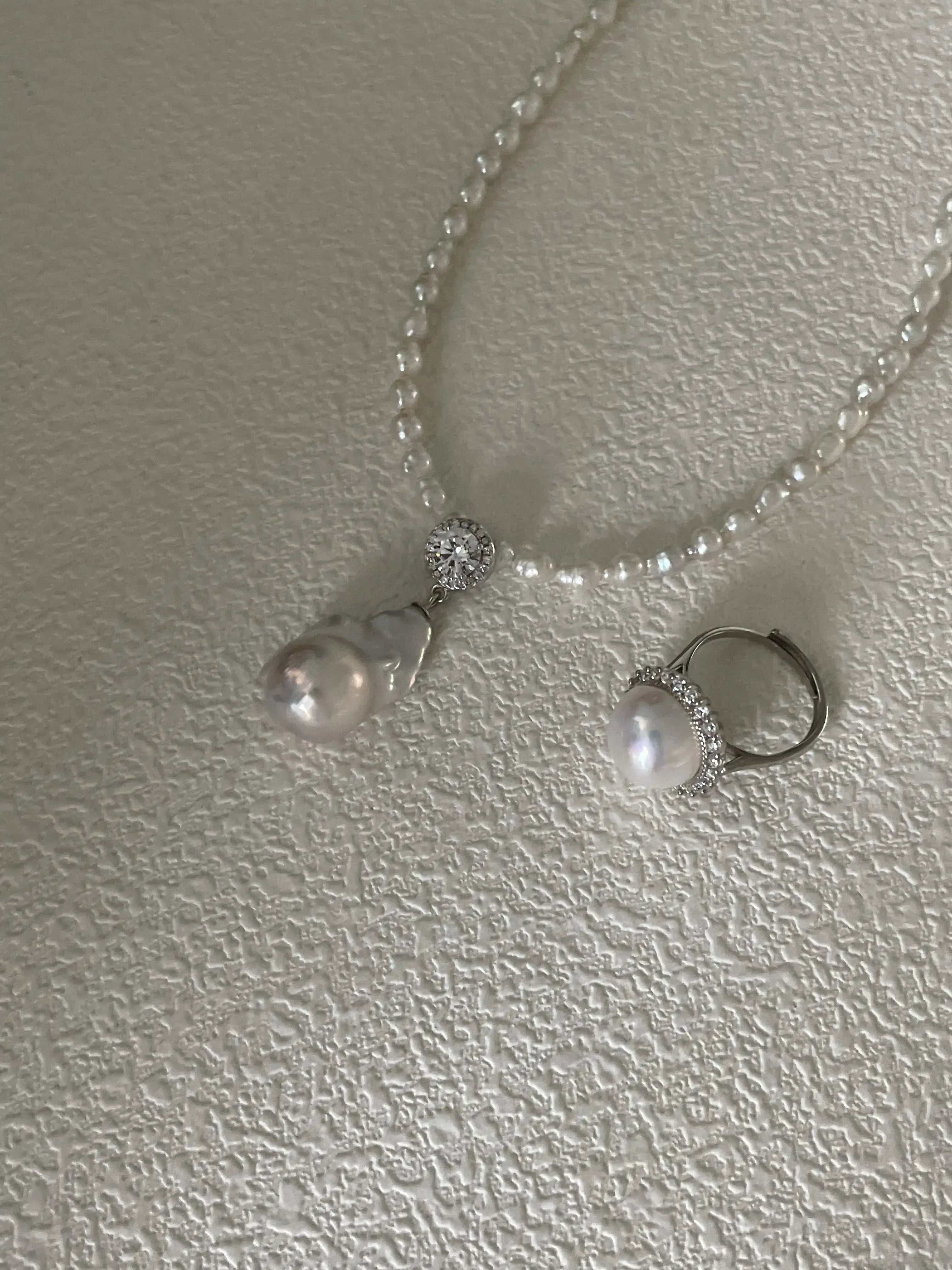 Elegant Large Baroque Pearl Pendant Necklace