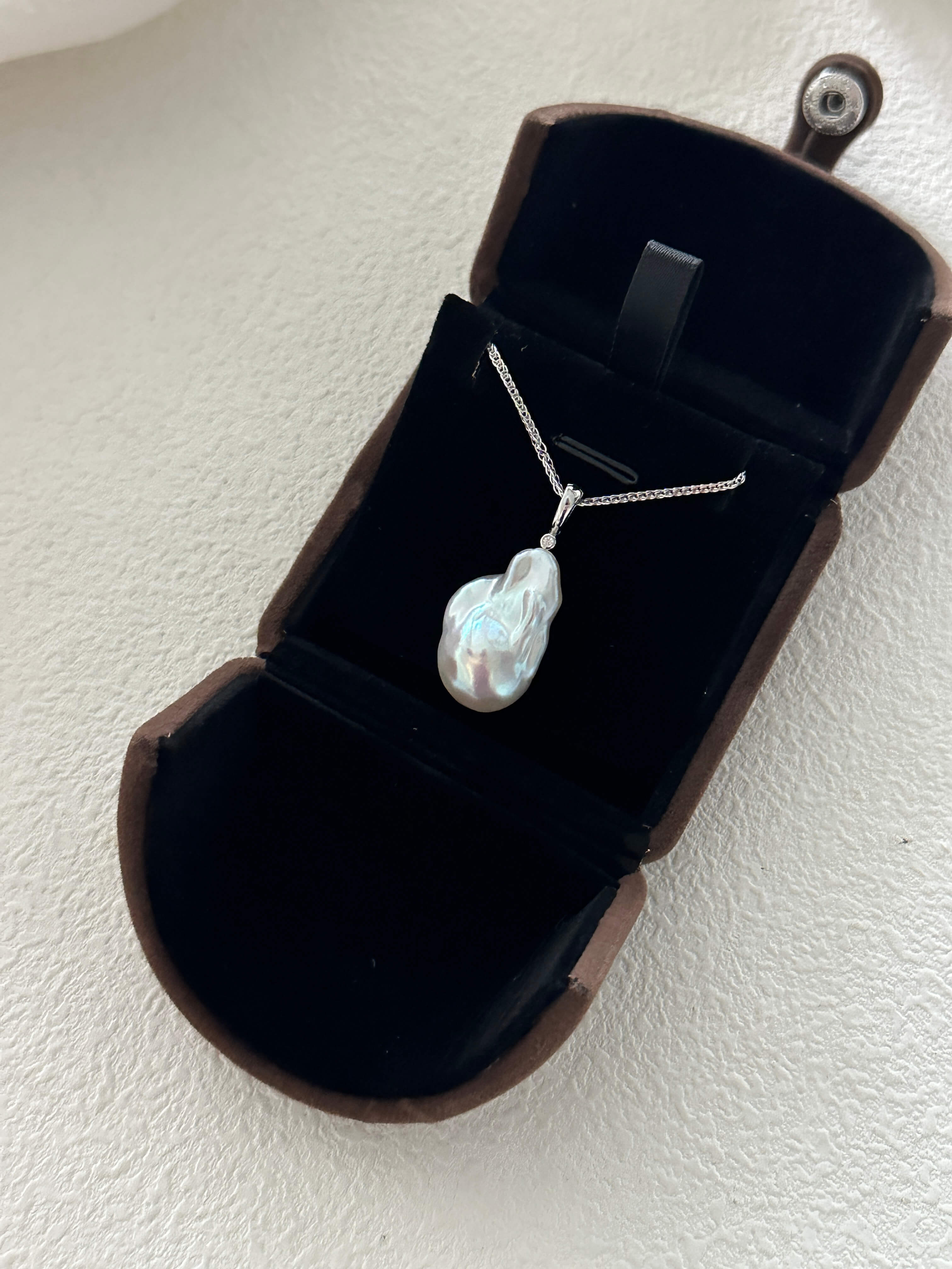 Detachable Baroque Pearl Pendant Necklace