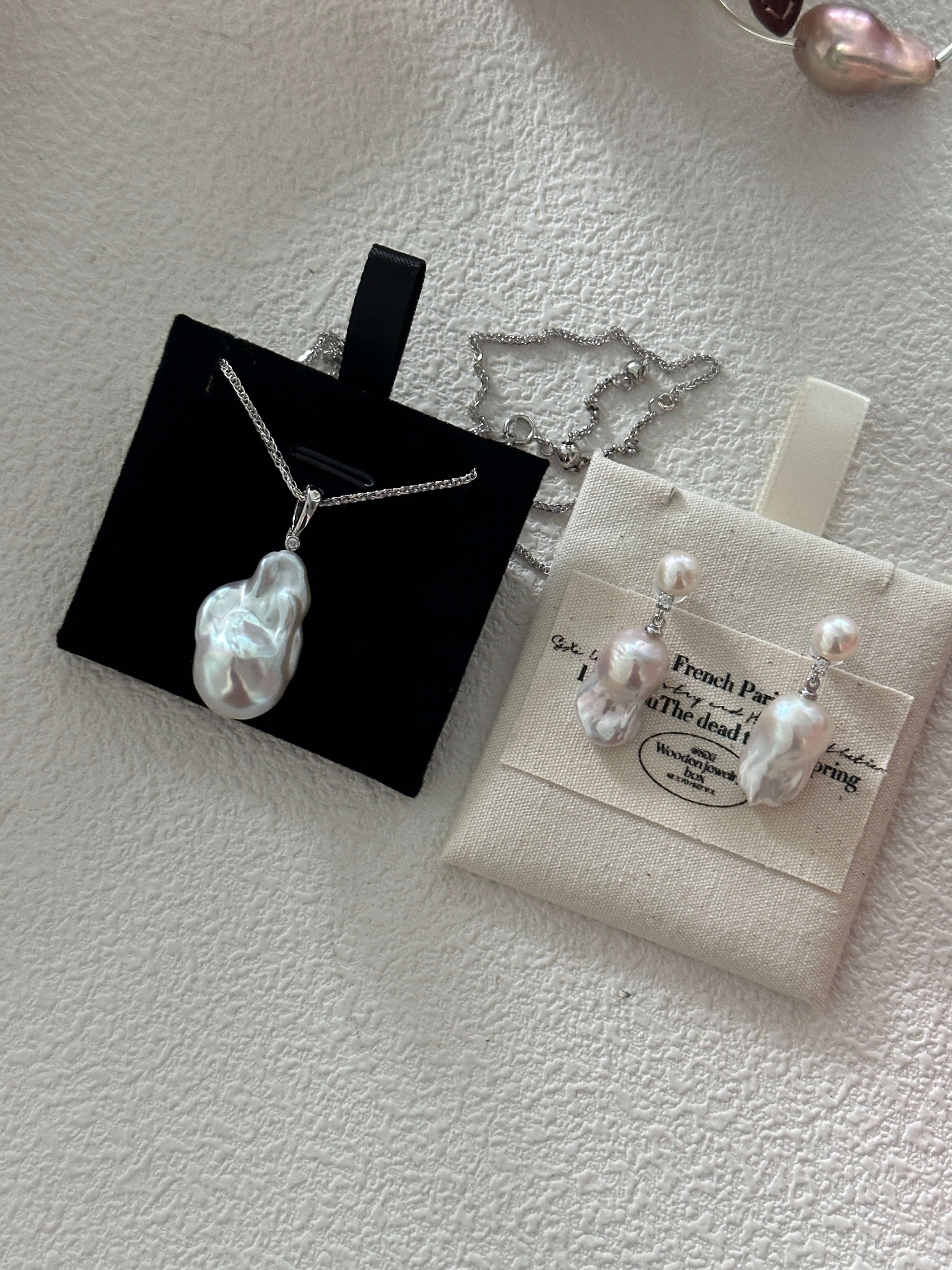 Detachable Baroque Pearl Pendant Necklace