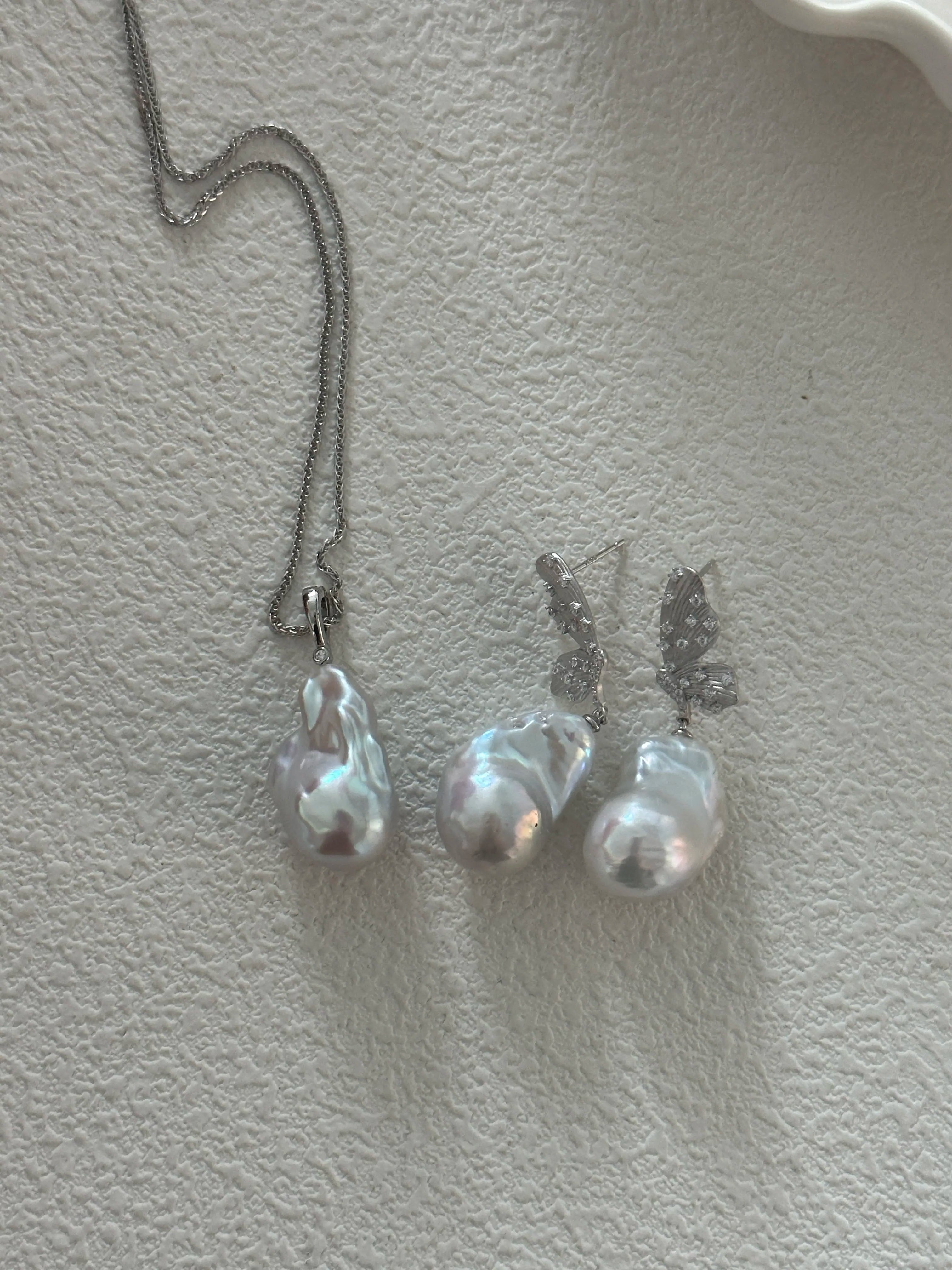 Classic Butterfly Baroque Pearl Drop Earrings