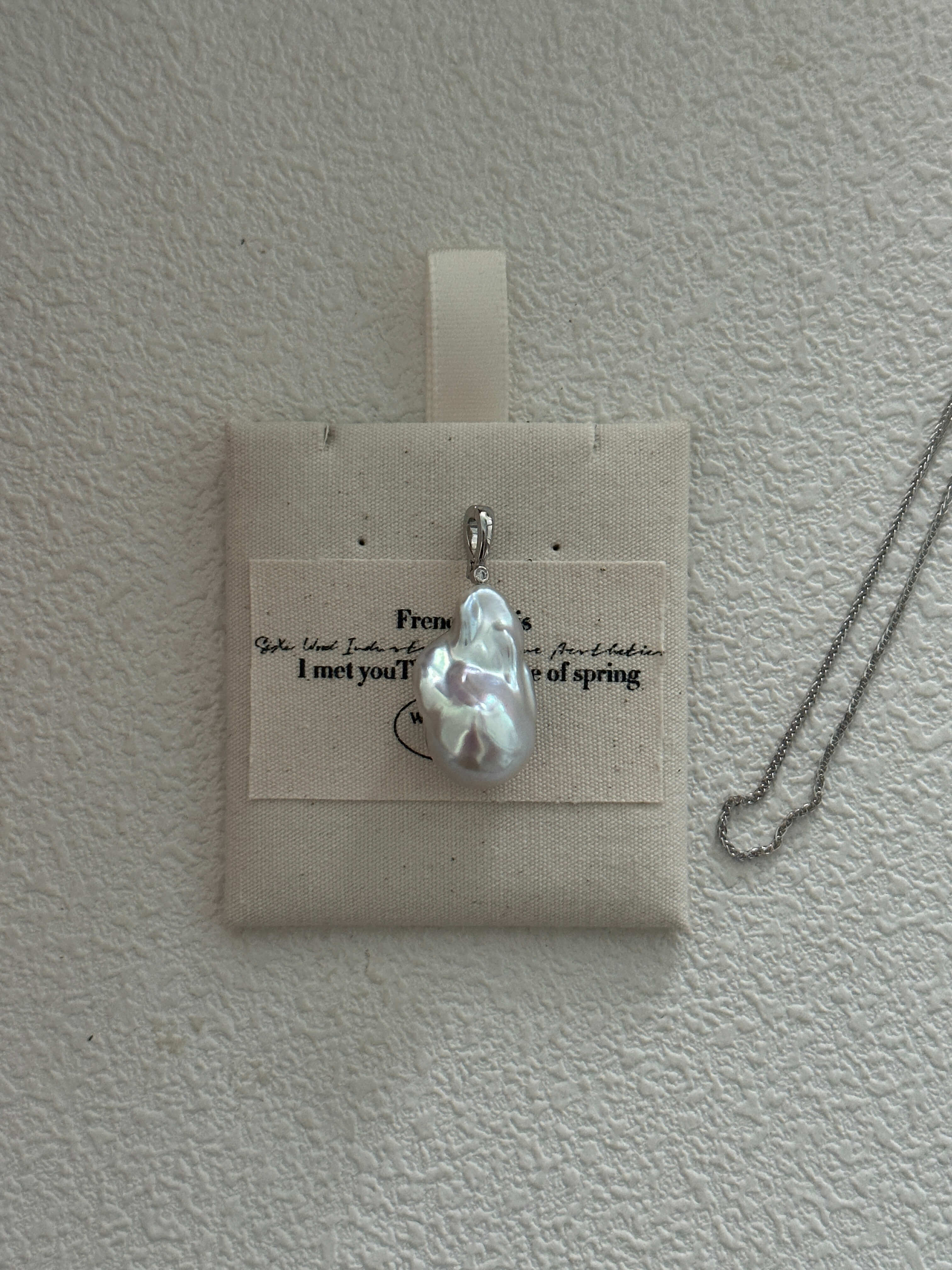 Detachable Baroque Pearl Pendant Necklace