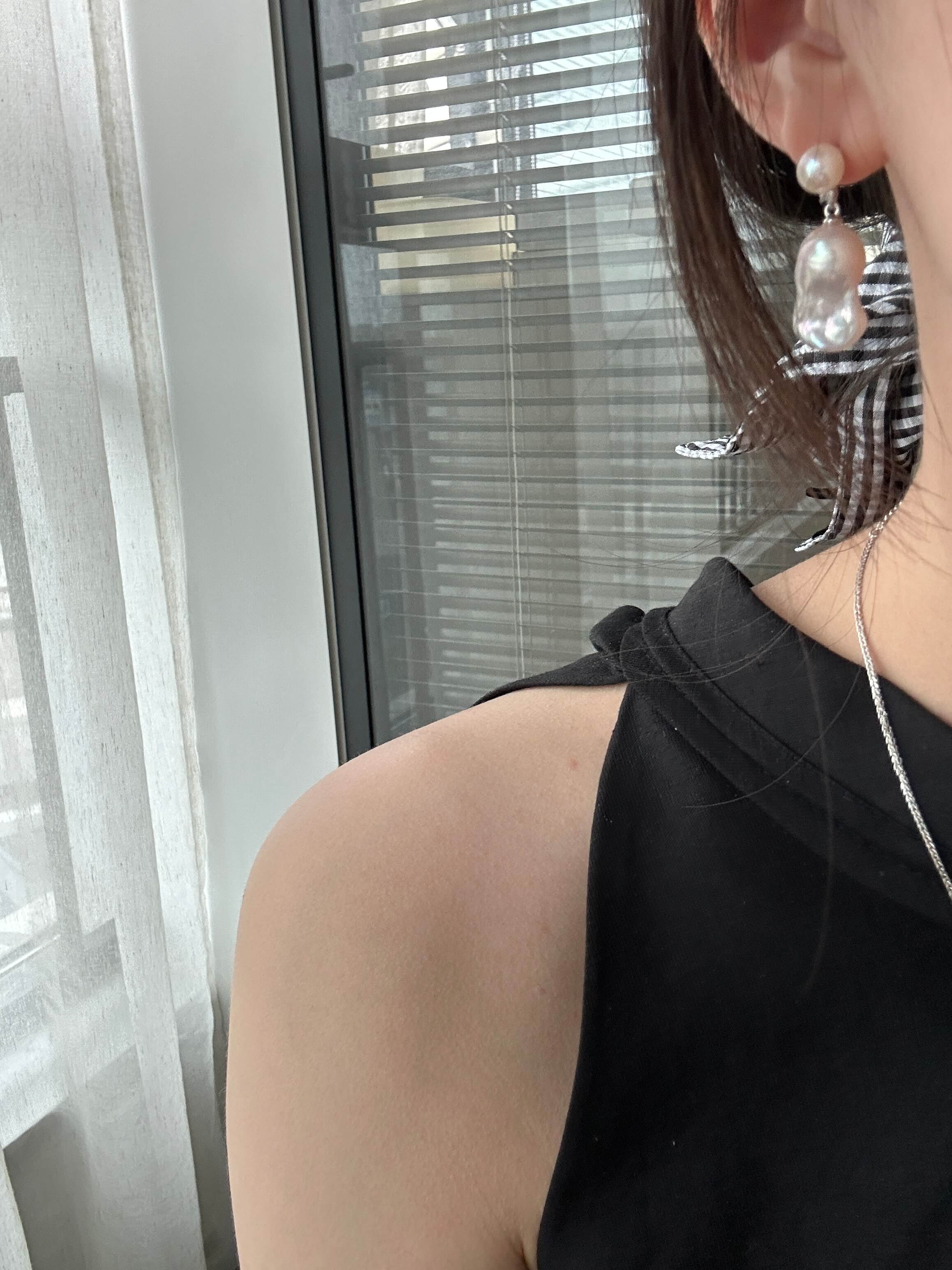 Timeless Drop Earrings – Baroque & Round Pearls