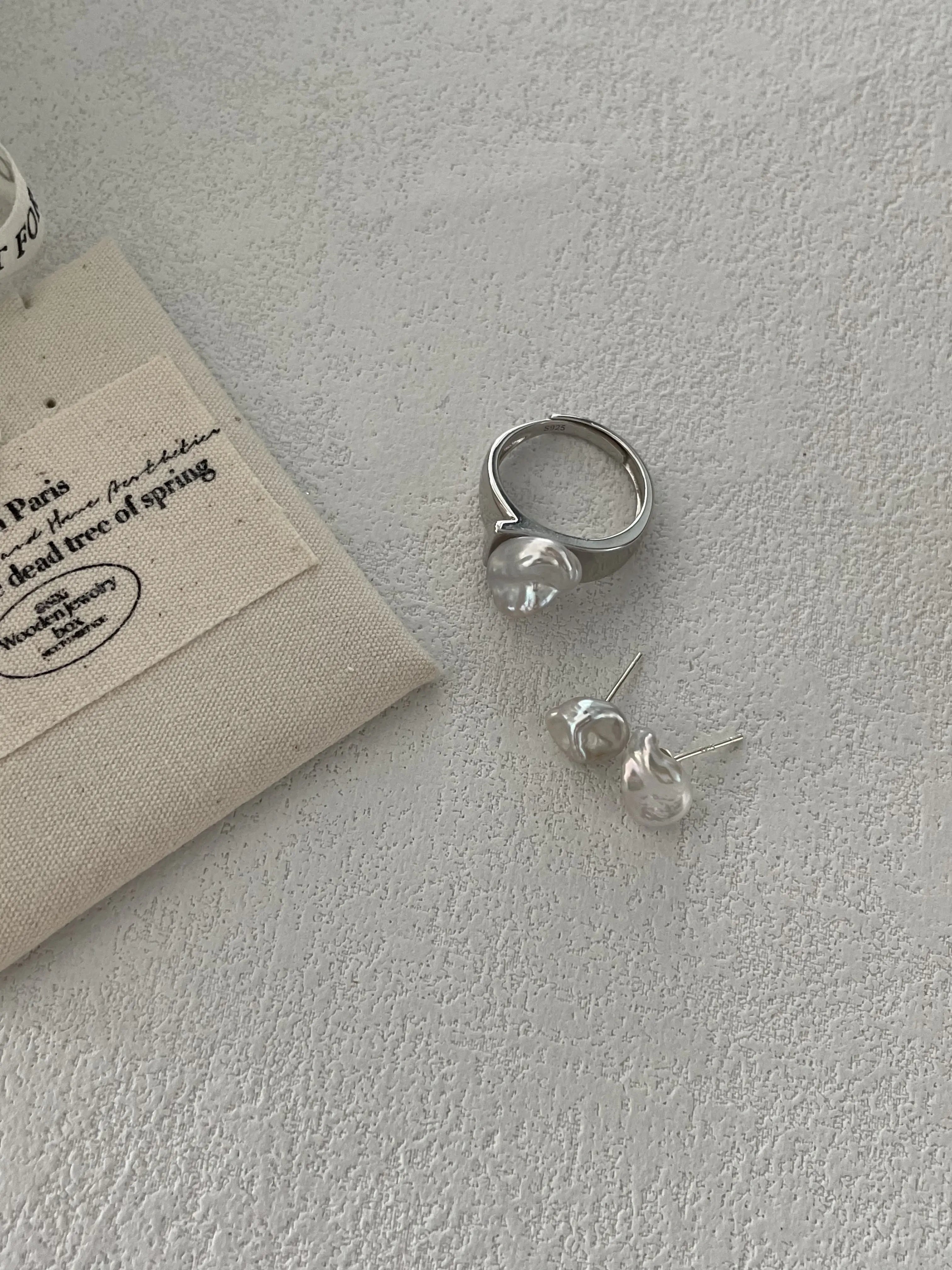 Keshi Pearl Sterling Silver Ring