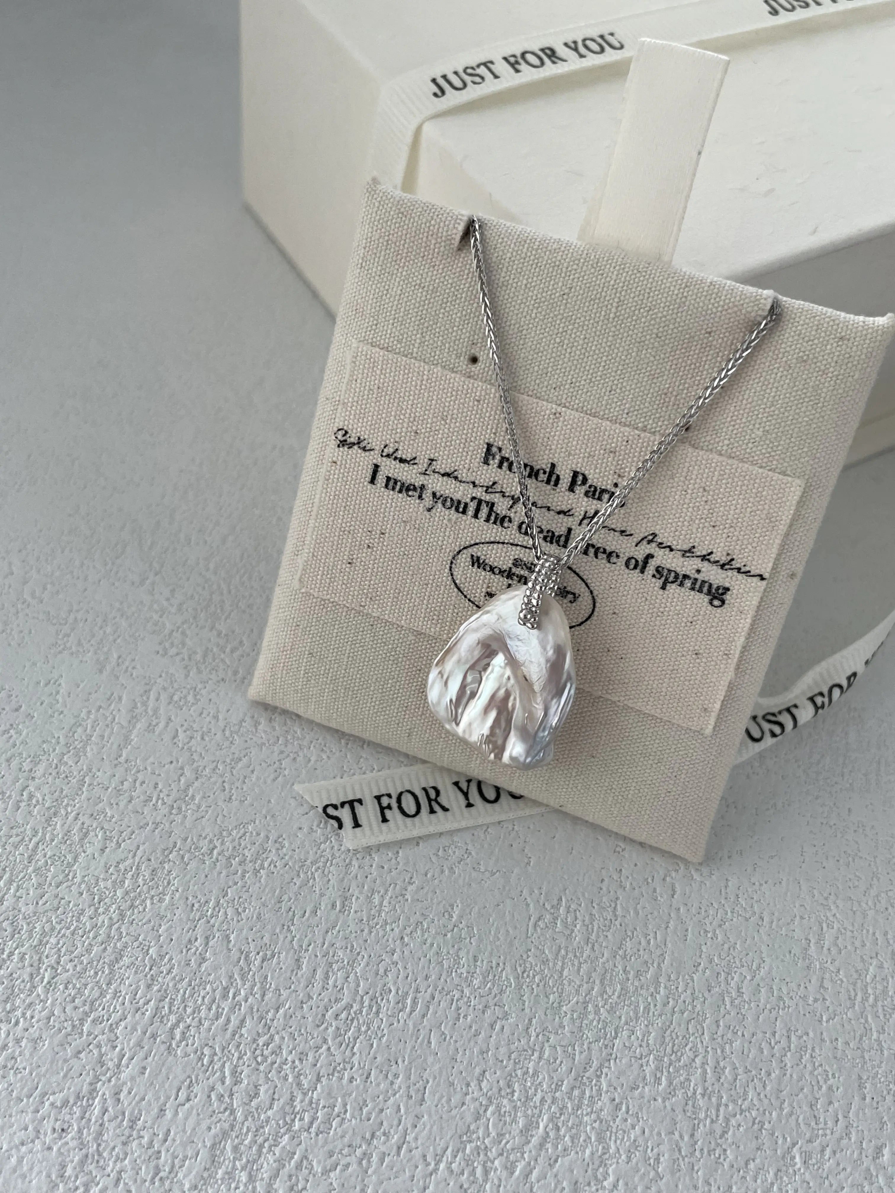 Elegant Petal Baroque Pearl Pendant Necklace