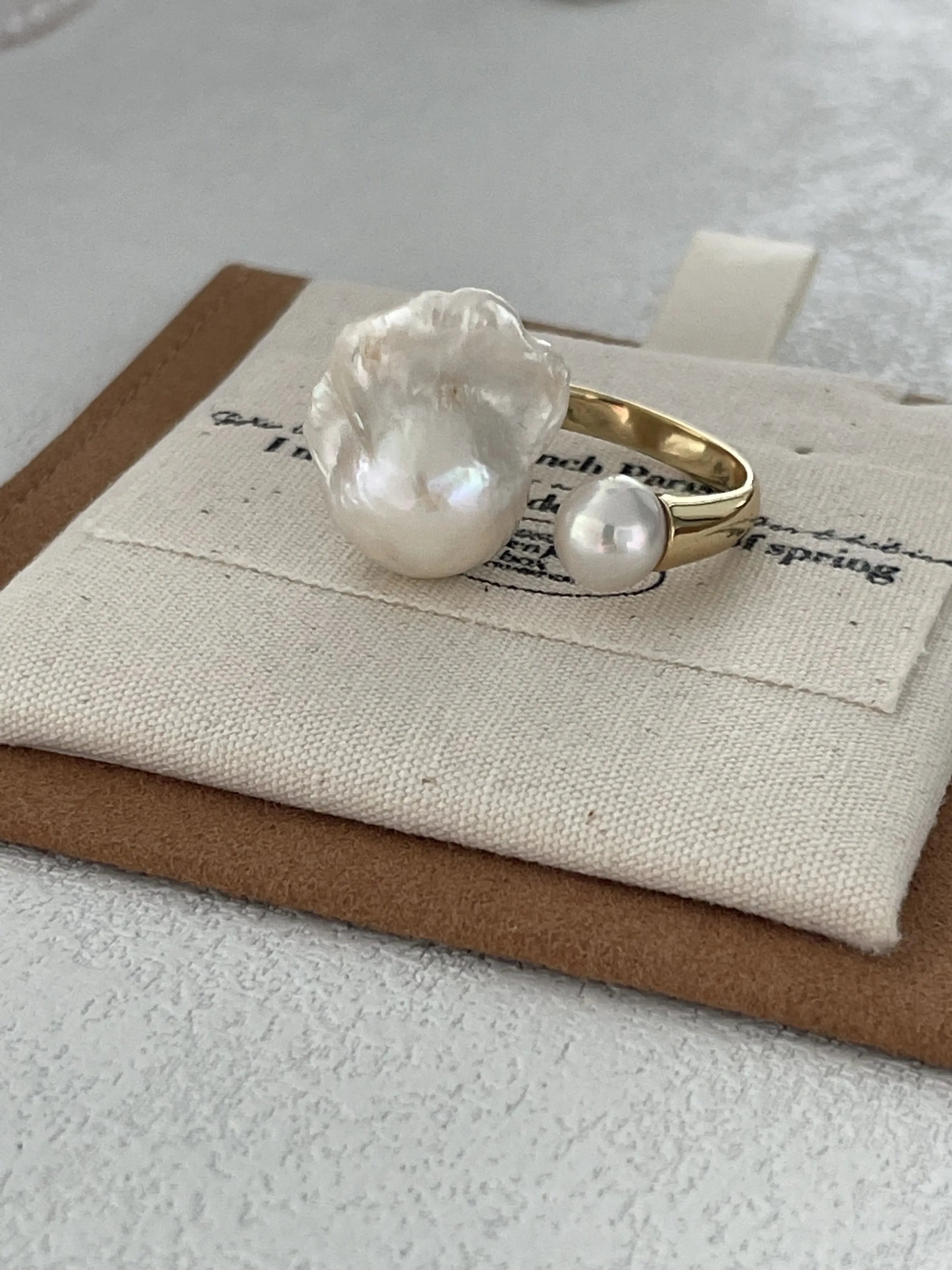 18K Gold Baroque Pearl Ring