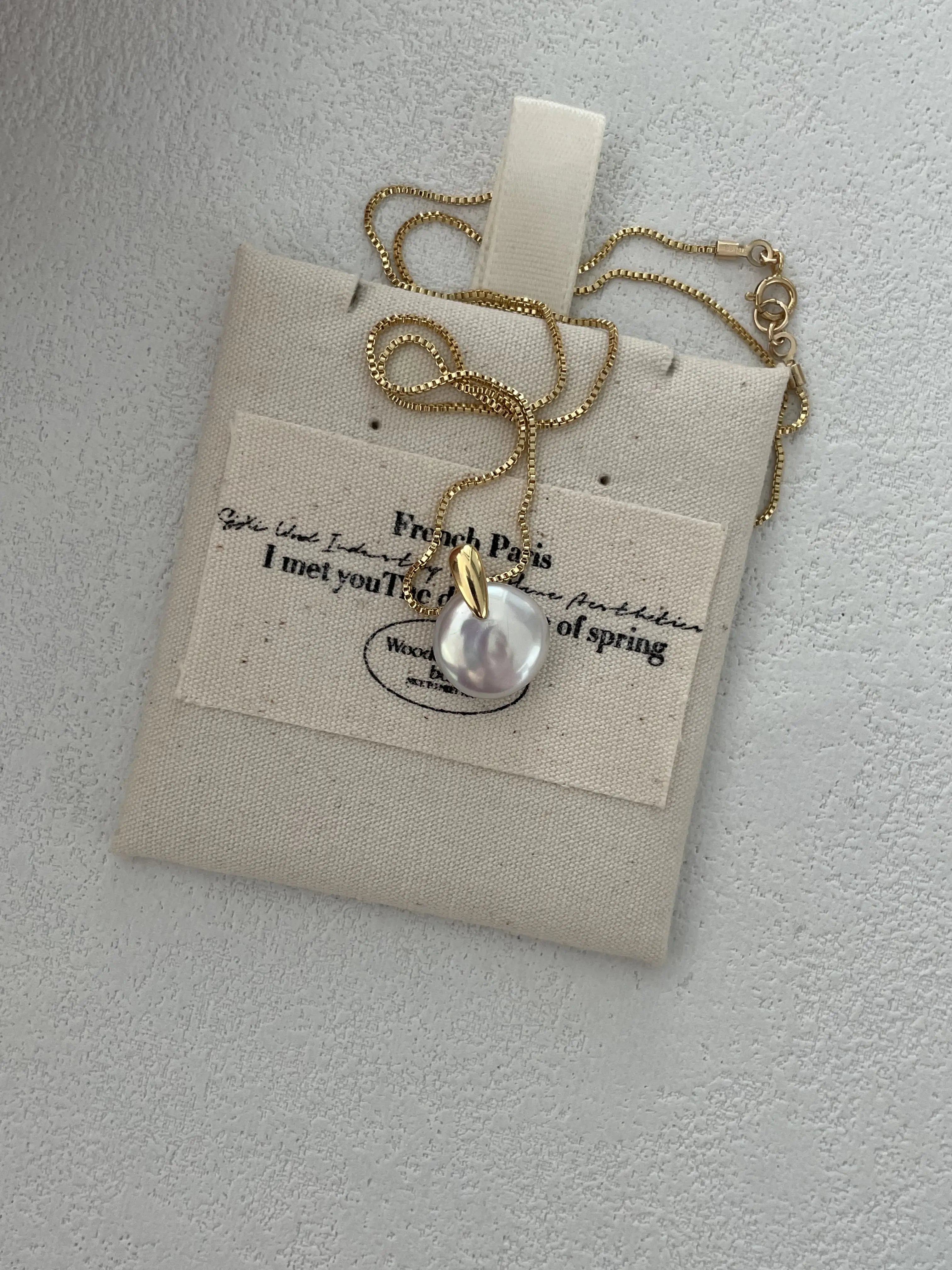 14K Gold Disc Freshwater Baroque Pearl Pendant Necklace