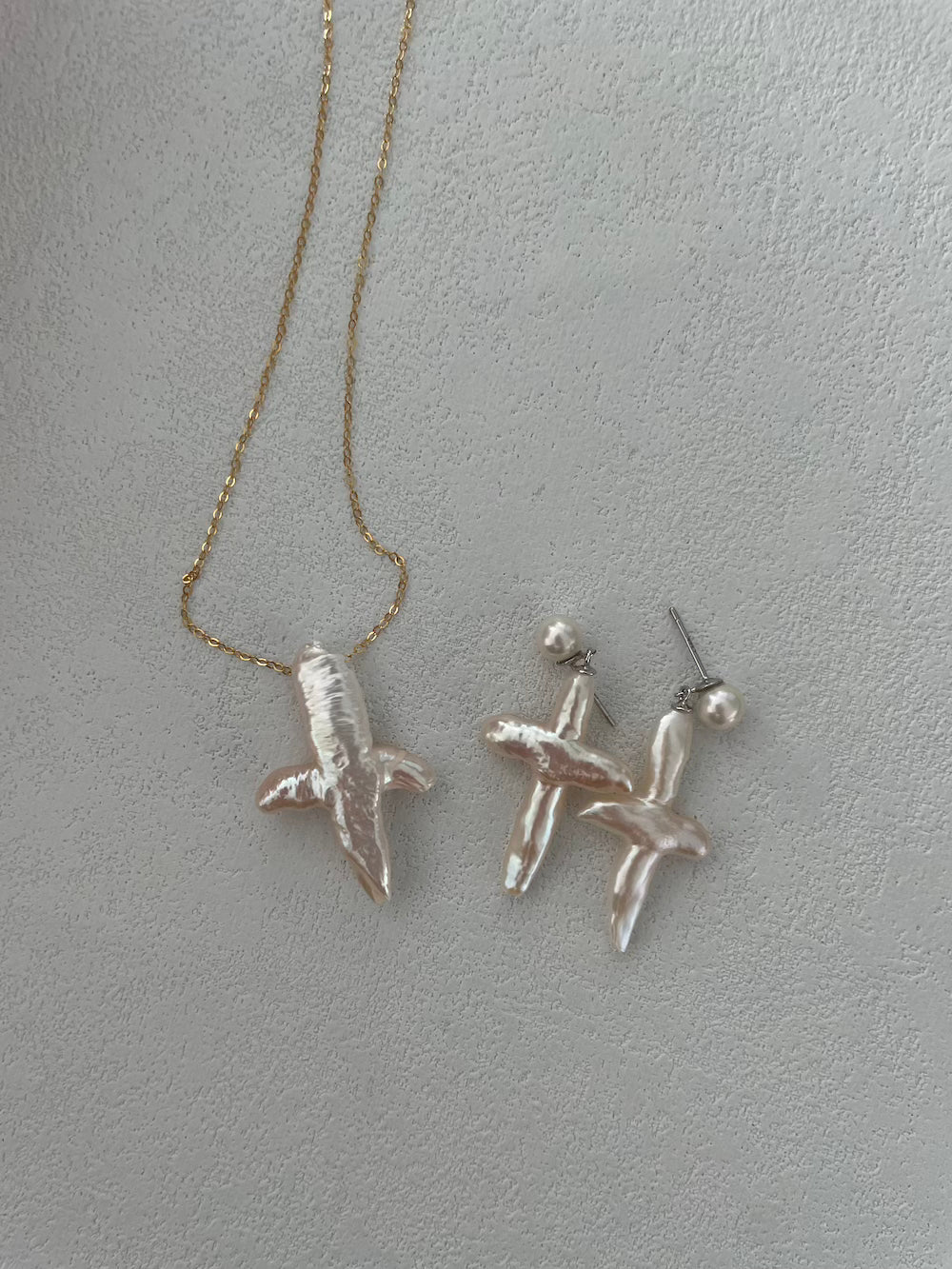 14K Gold Cross Baroque Pearl Pendant Necklace