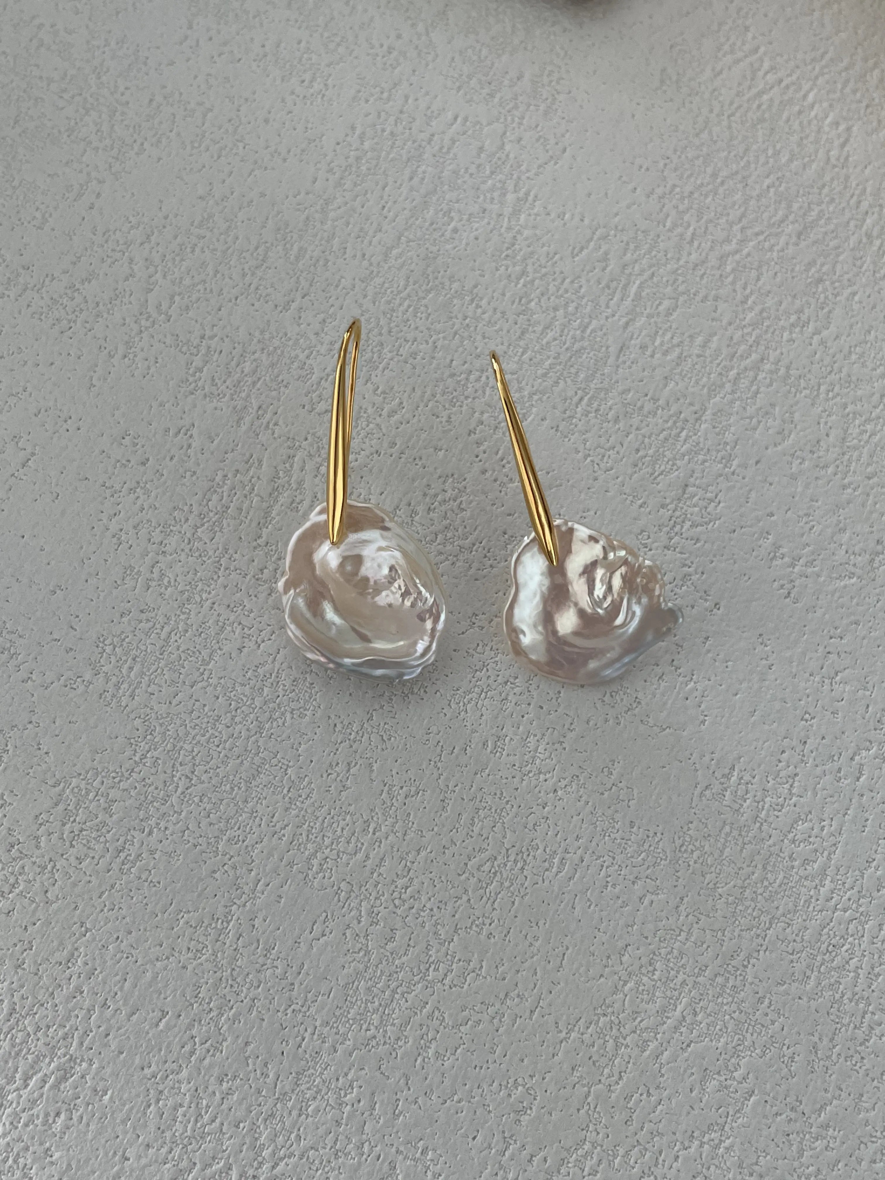 18K Gold Petal and High Heel Baroque Pearl Stud Earrings