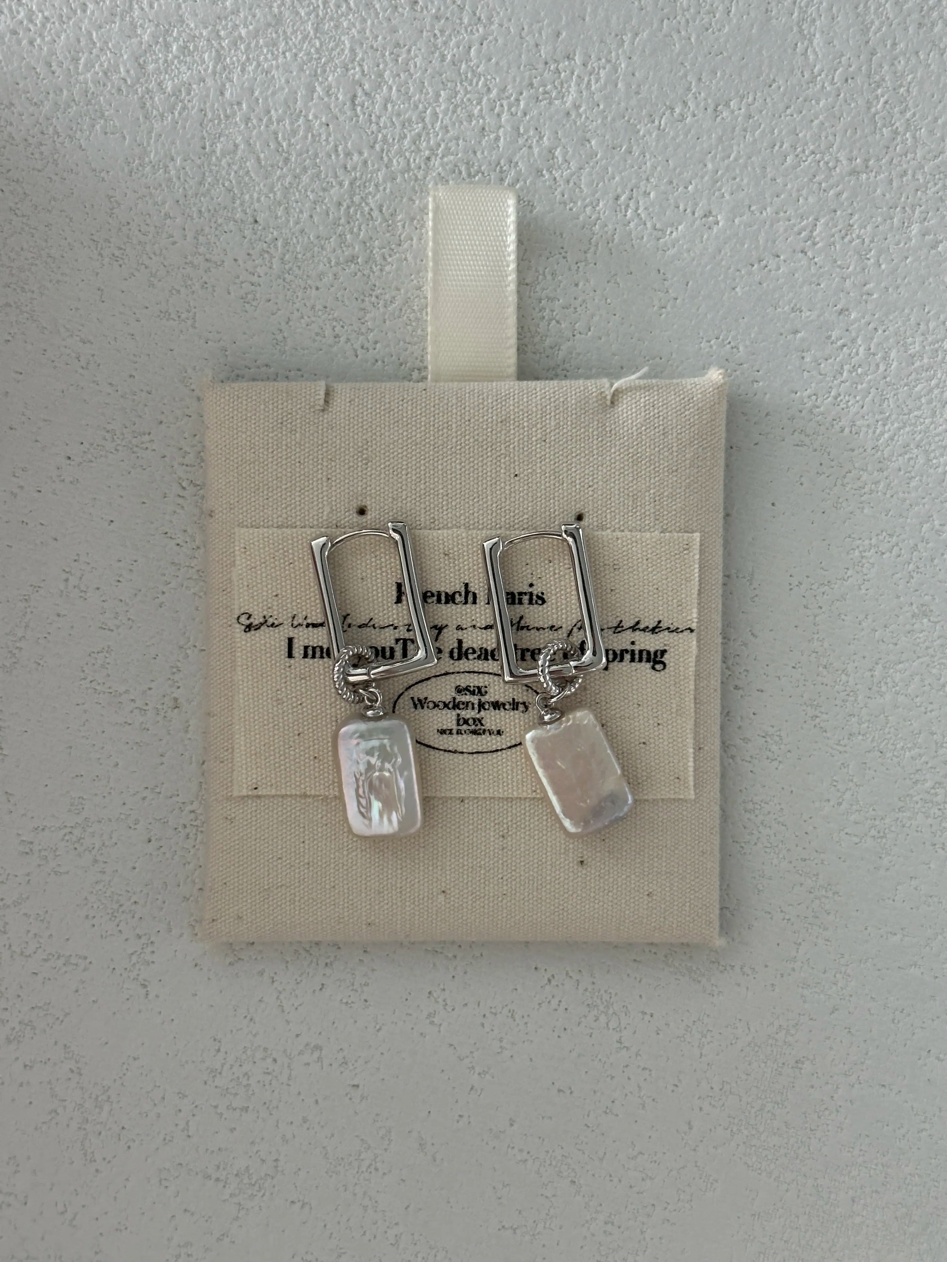 Geometric Elegance Earrings – Square Baroque Pearls & Silver Hoops