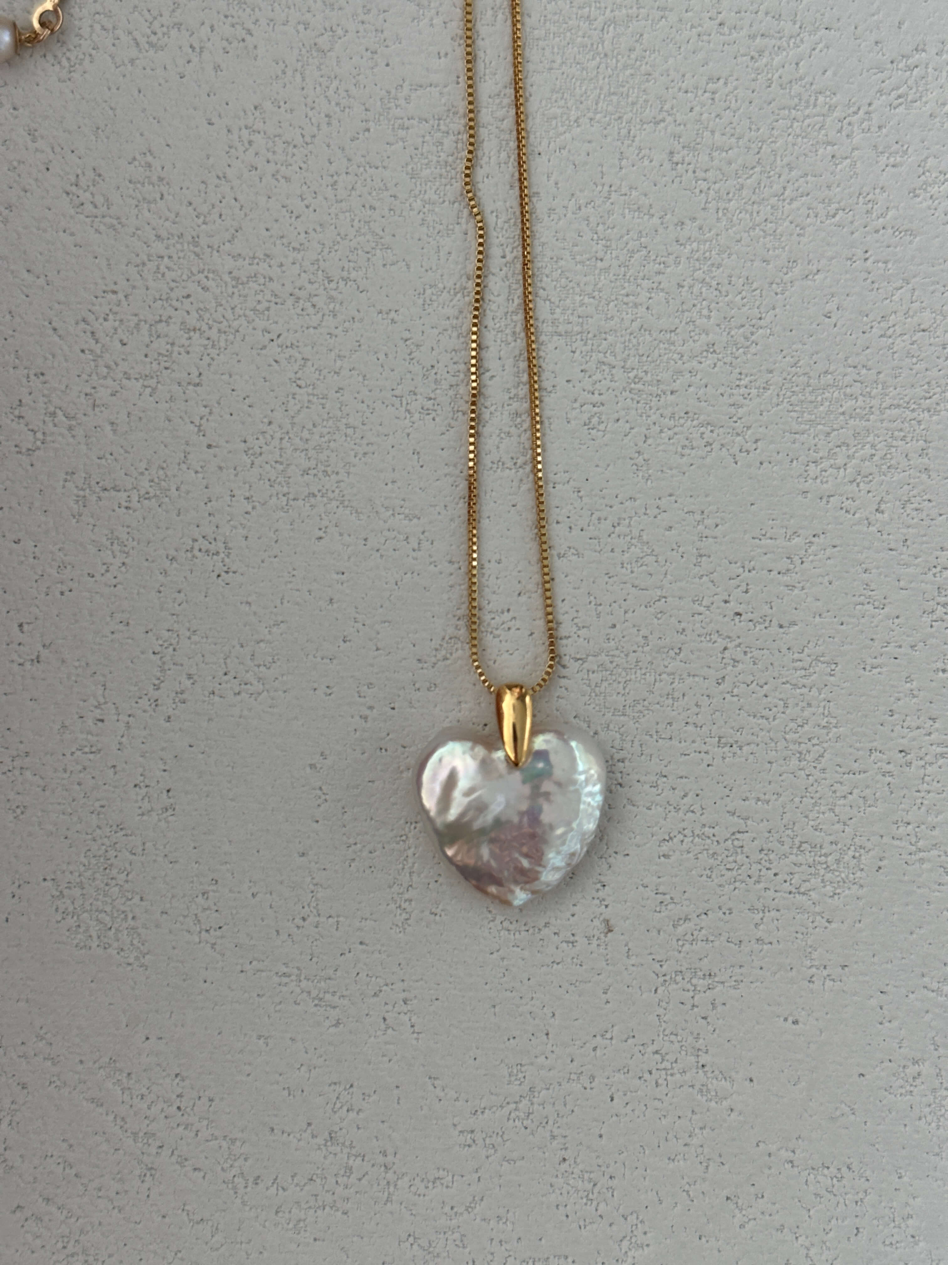 14K Gold Heart Baroque Pearl Pendant Necklace