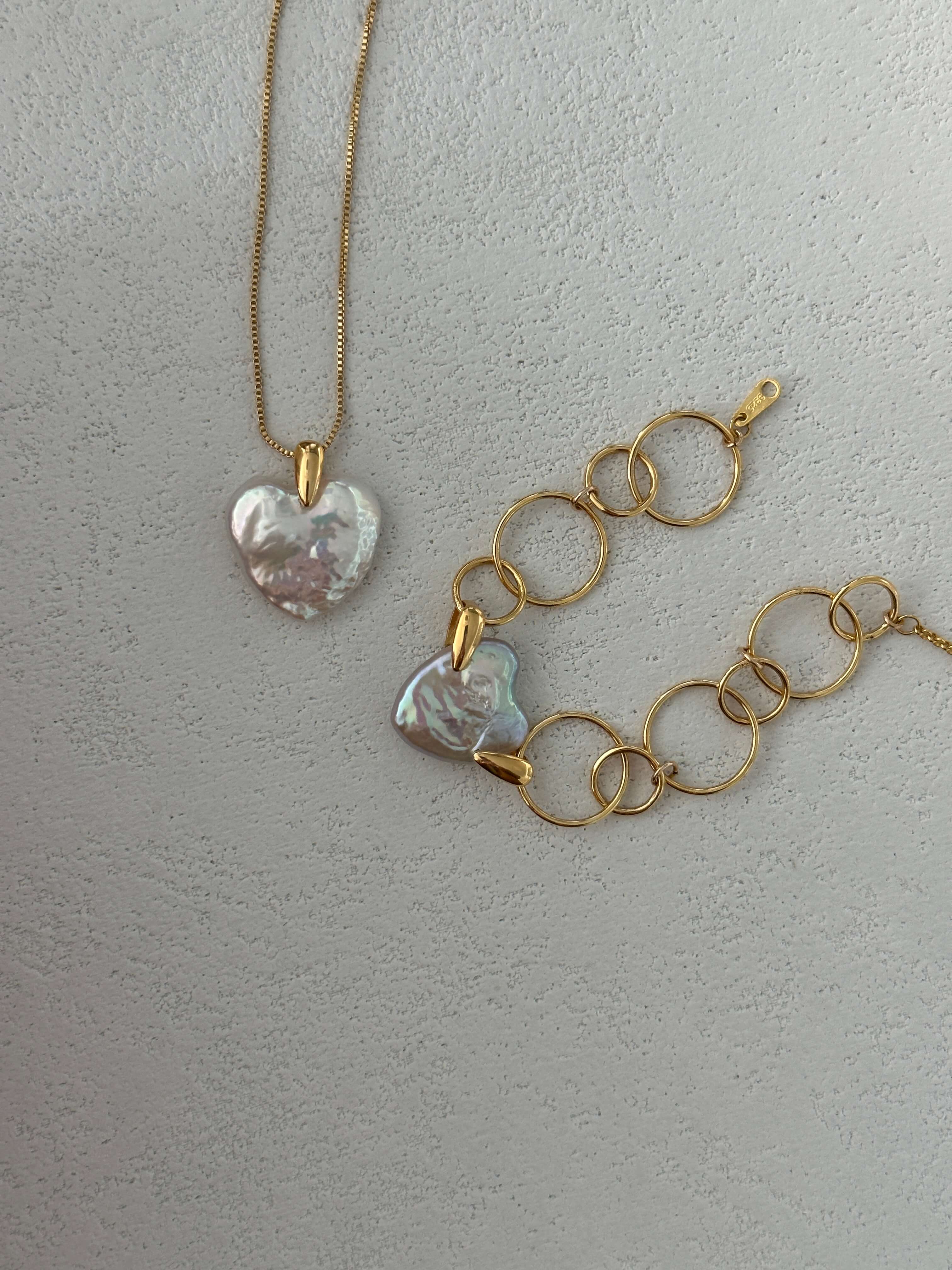 14K Gold Heart Baroque Pearl Pendant Necklace