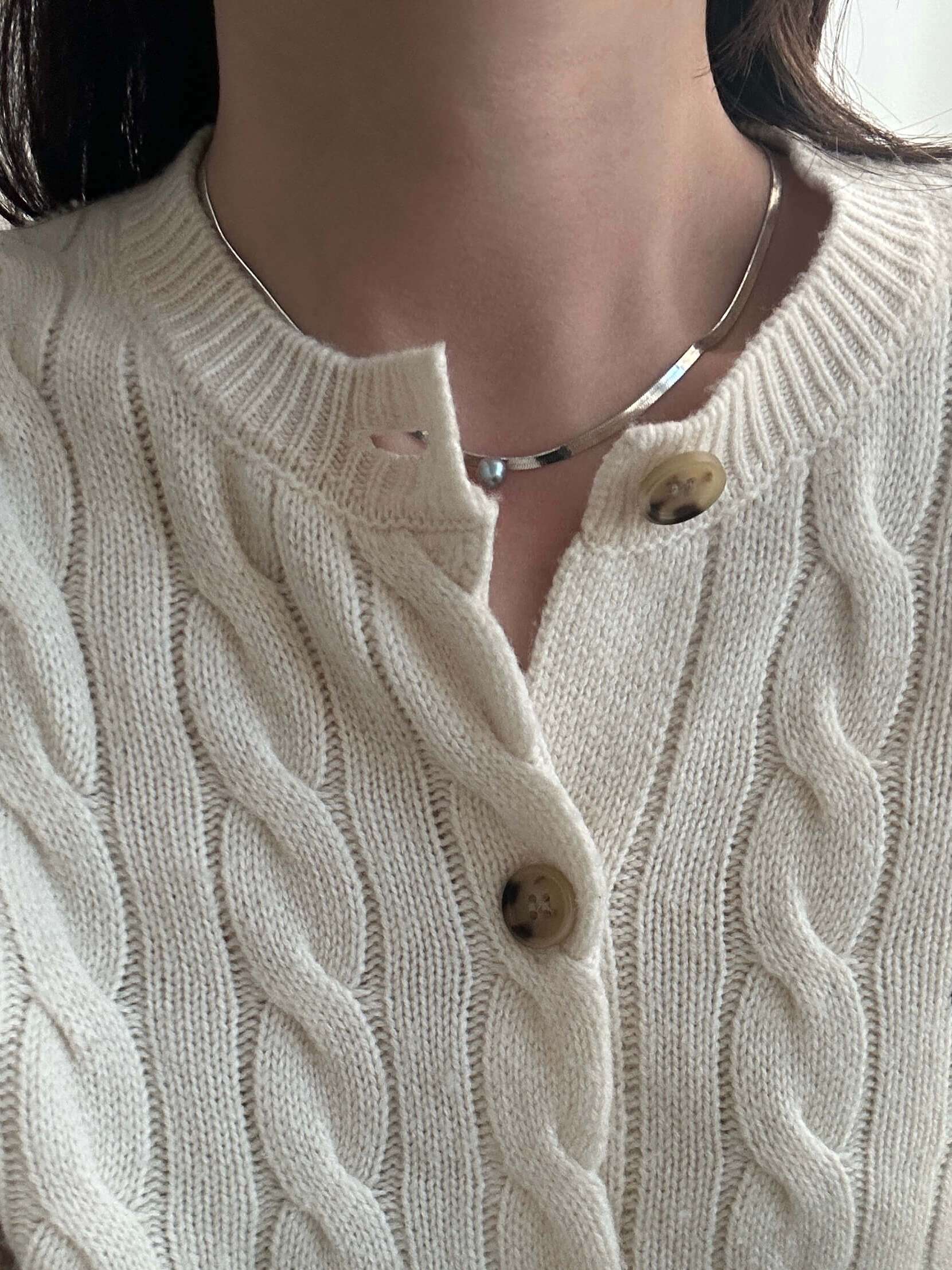 Platinum Snake Chain Necklace with Center Akoya Pearl