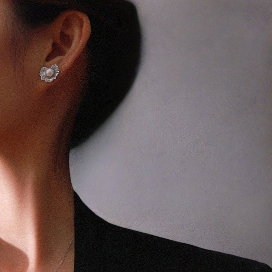 Lotus Grace – 6mm Freshwater Pearl Earrings