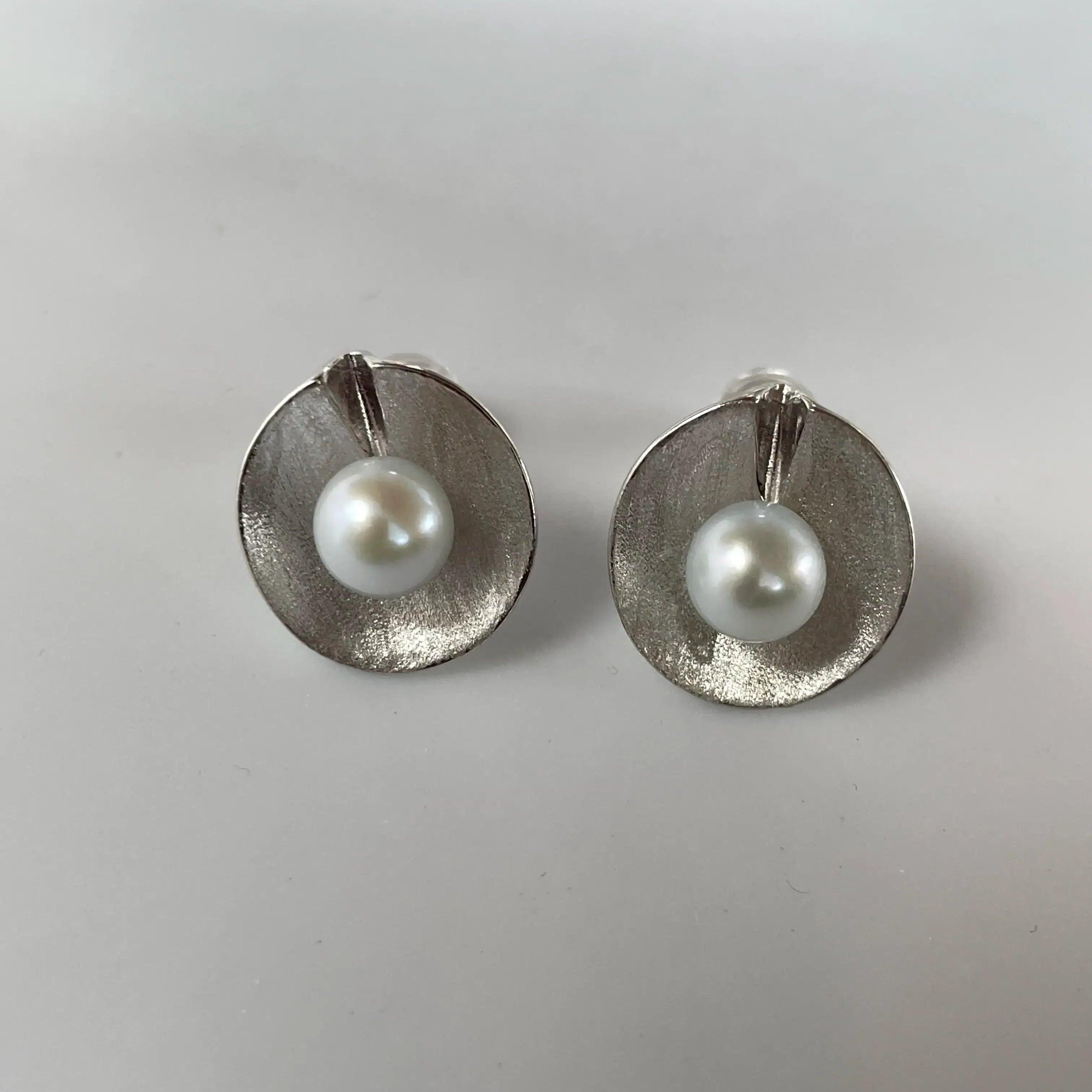 Silver Lotus Leaf Pearl Stud Earrings