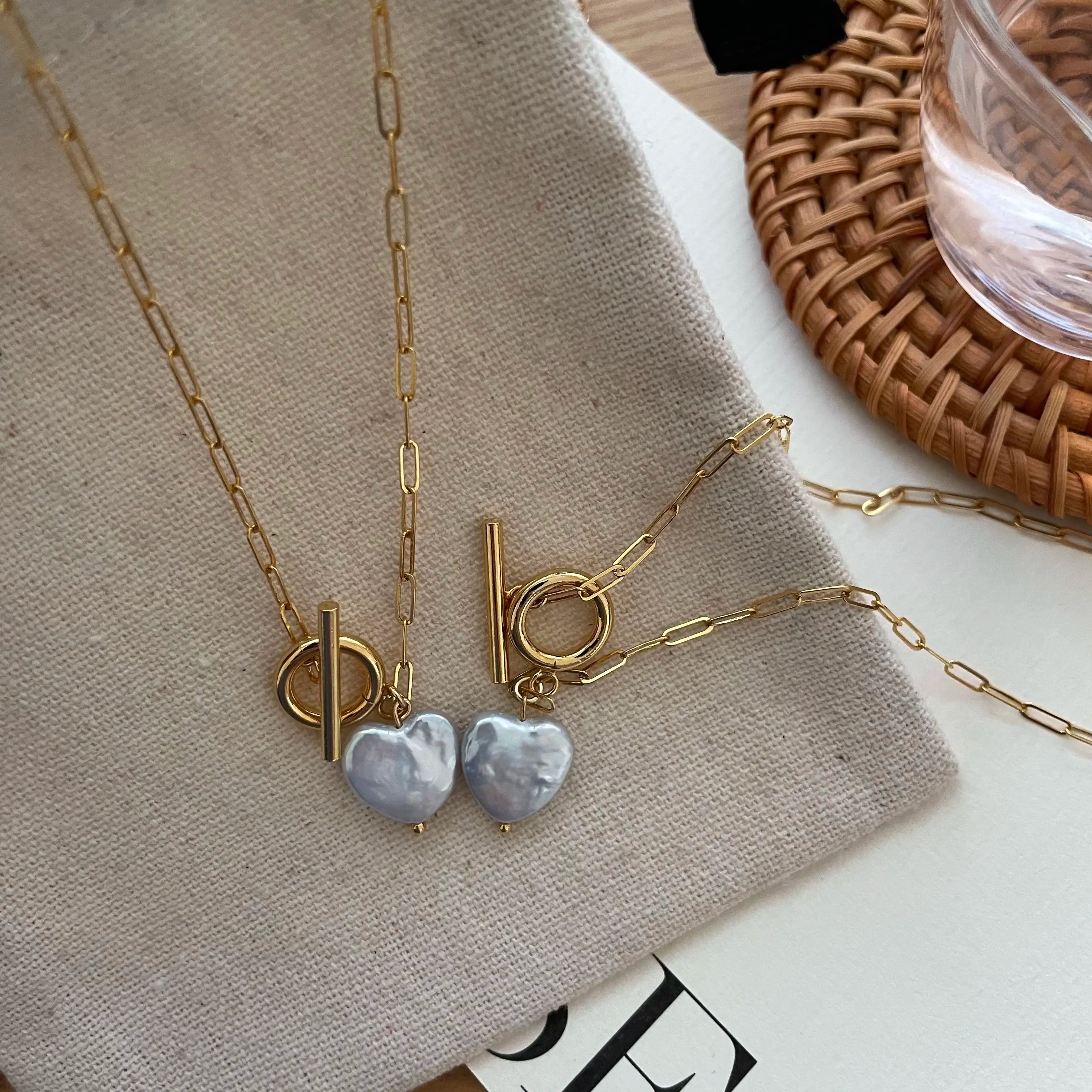 Heart-Shaped Baroque Pearl Pendant Necklace with OT Clasp