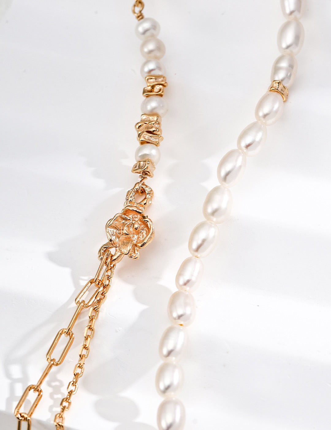 Aurelia’s Embrace – Gold Chain Pearl Necklace & Bracelet