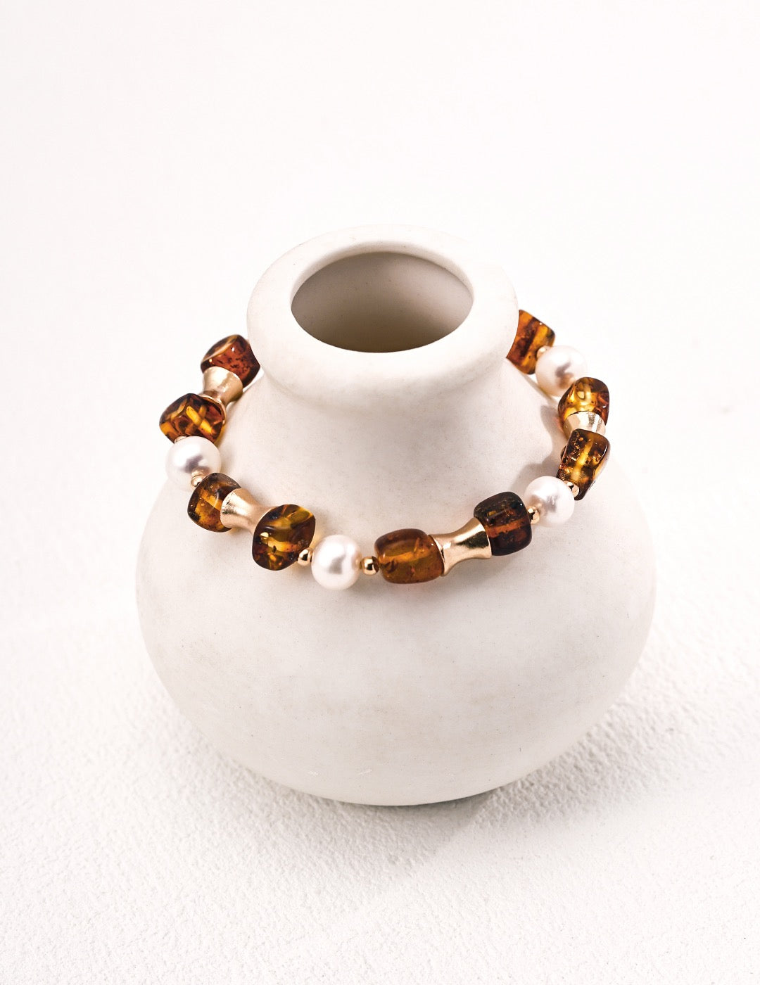 Amber Bloom – Pearl & Amber Bead Bracelet