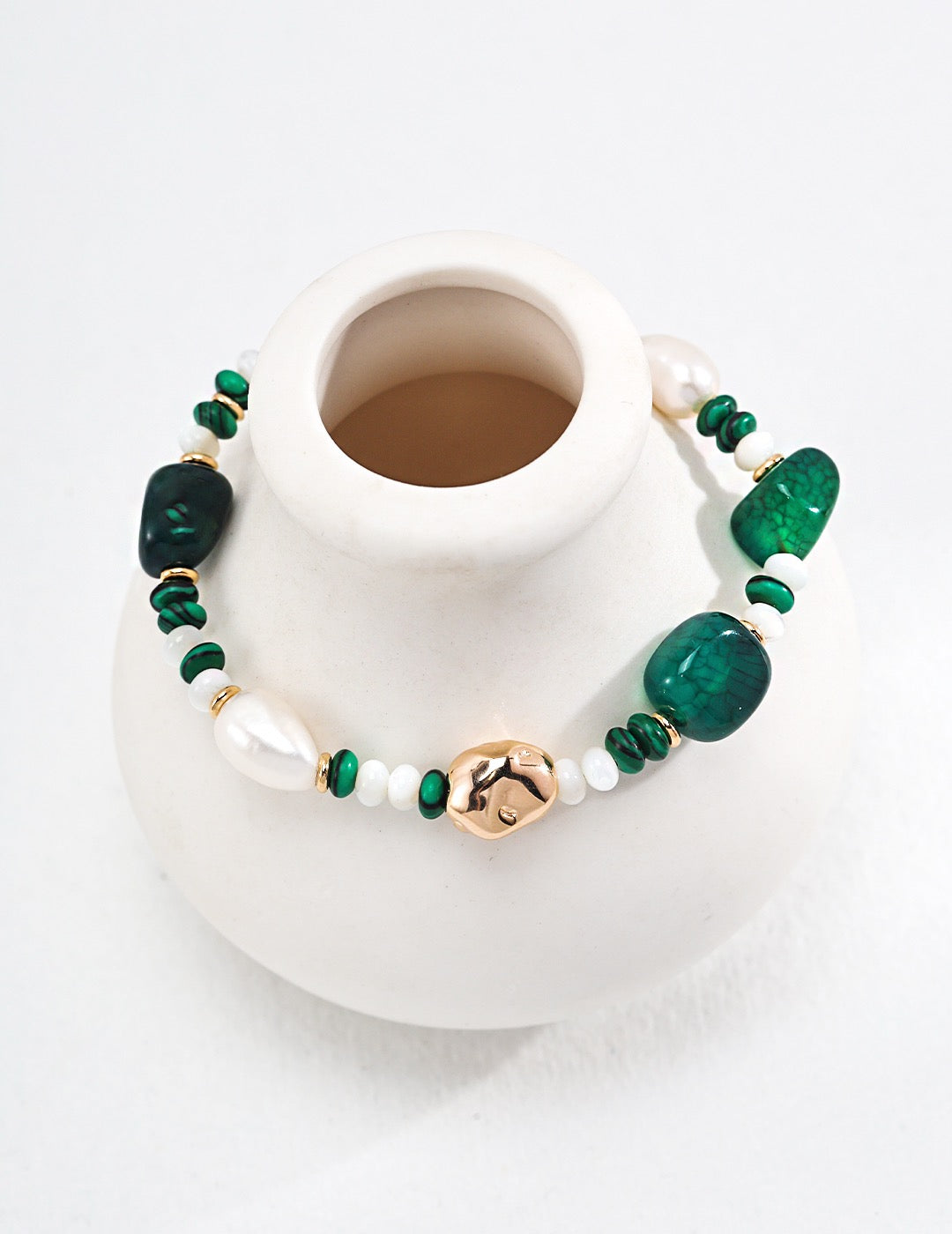 Verdant Grace – Pearl, Malachite & Agate Bracelet